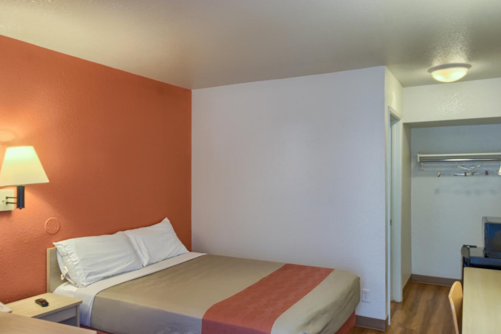 Motel 6-Everett, WA - North gallery photo in Everett, WA — image 34