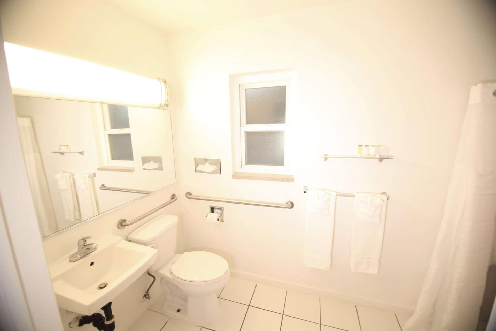 Travelodge by Wyndham Burbank-Glendale gallery photo in Burbank, CA — image 19