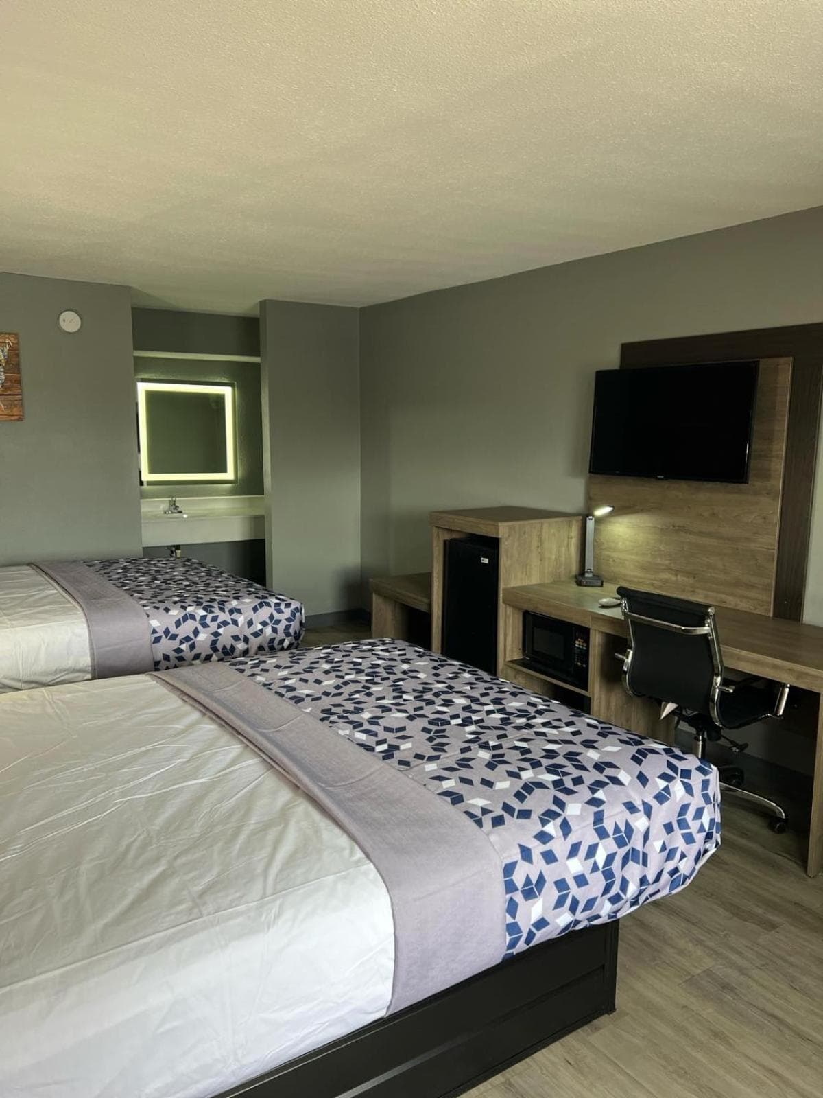 Econo lodge Kennett property views in Kennett, MO — gallery photo 3
