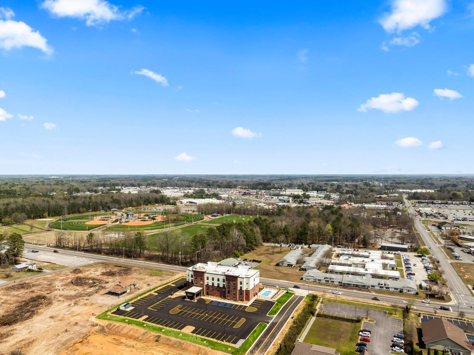 Cobblestone Hotel & Suites - Cullman interior in Cullman, AL — gallery photo 2