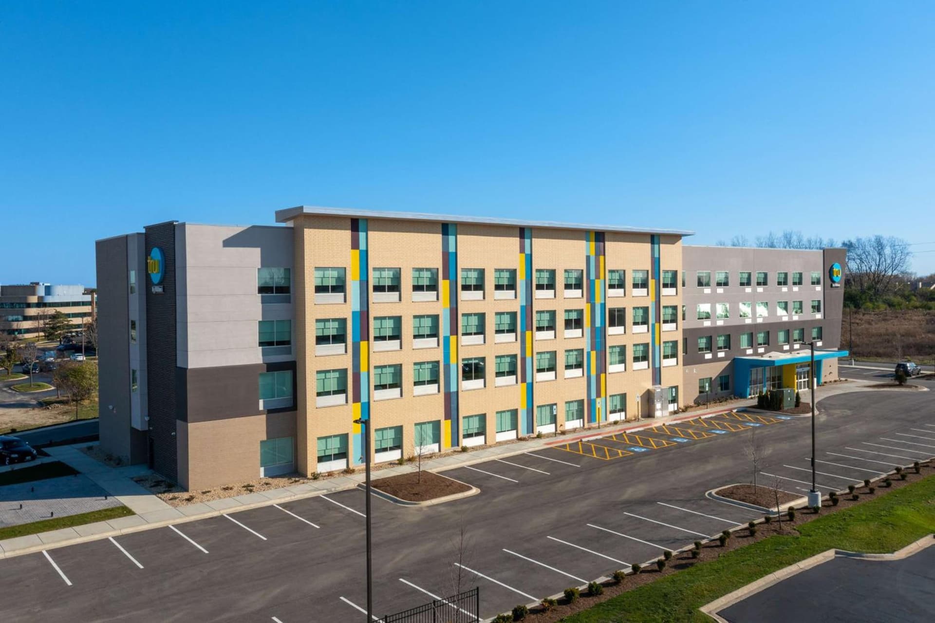 Tru By Hilton Naperville Chicago gallery photo in Naperville, IL — image 11