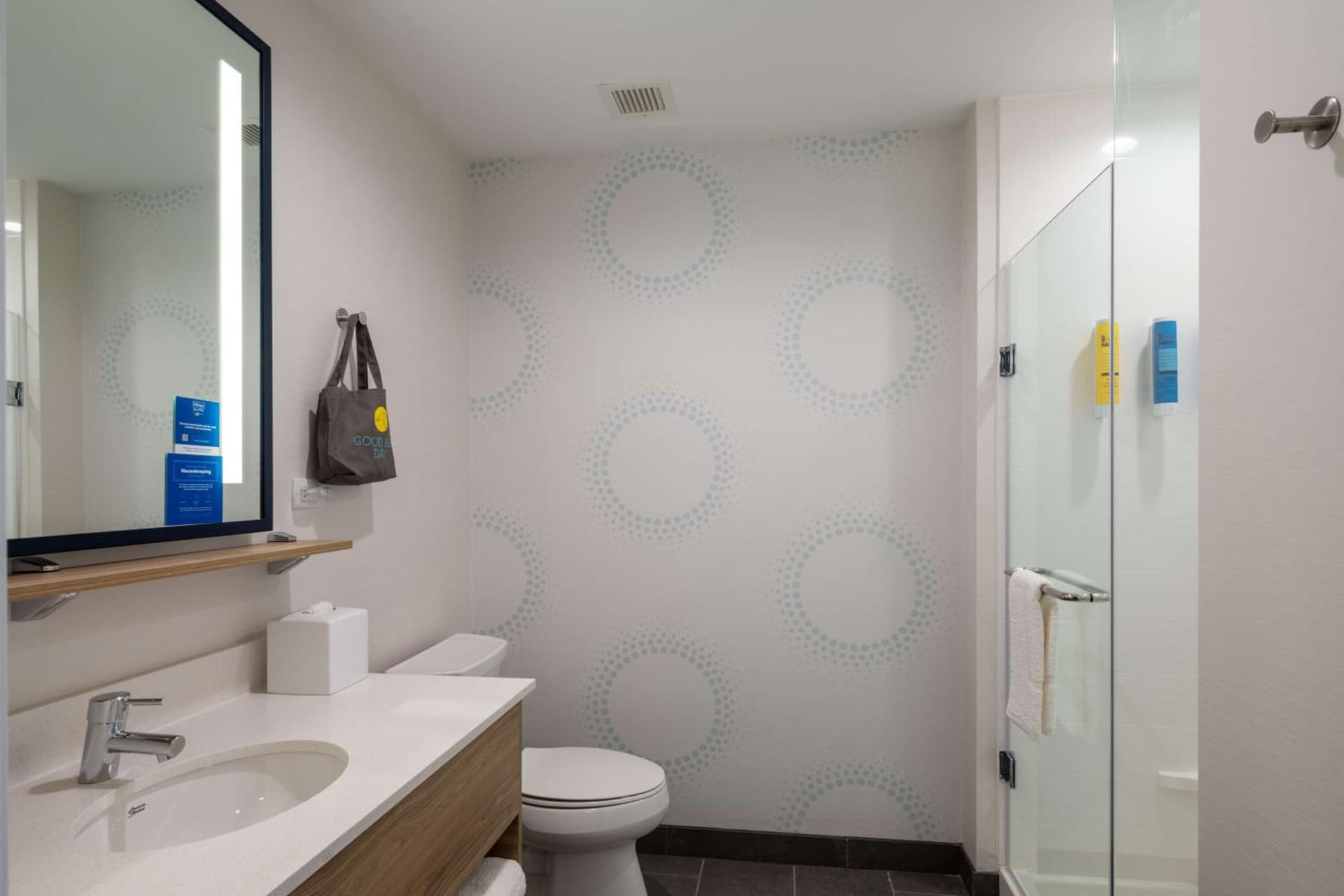 Tru By Hilton Naperville Chicago gallery photo in Naperville, IL — image 12
