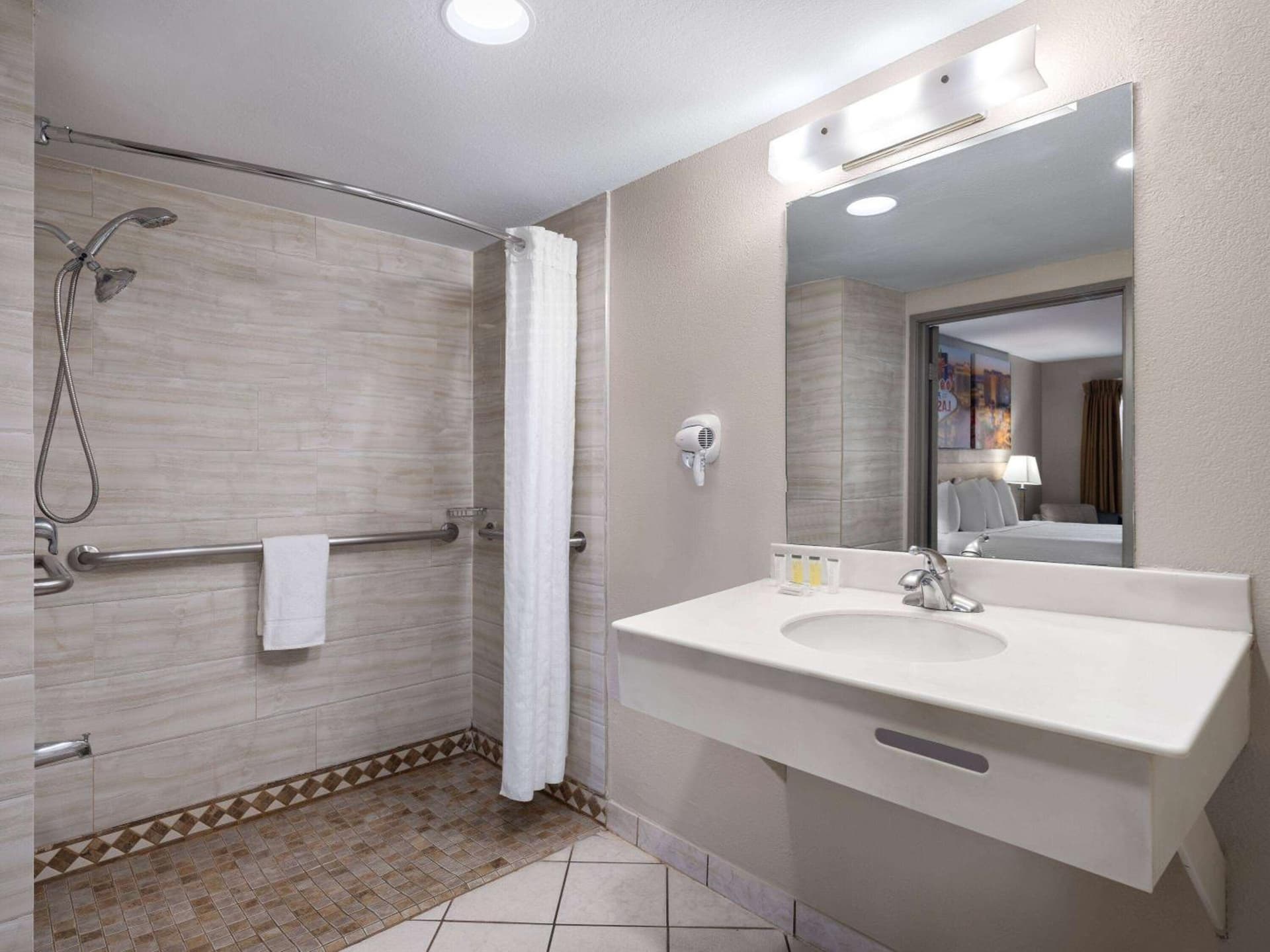 Days Inn by Wyndham Las Vegas Airport Near the Strip interior in Las Vegas, NV — gallery photo 2