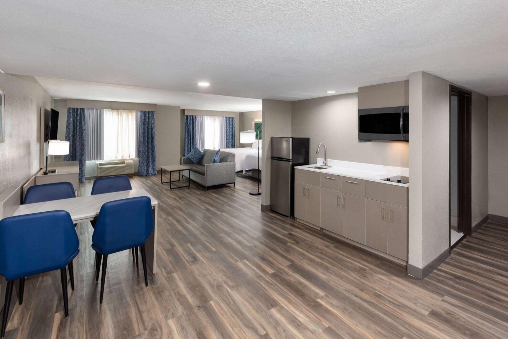 Wingate by Wyndham Sulphur Near Lake Charles gallery photo in Sulphur, LA — image 32