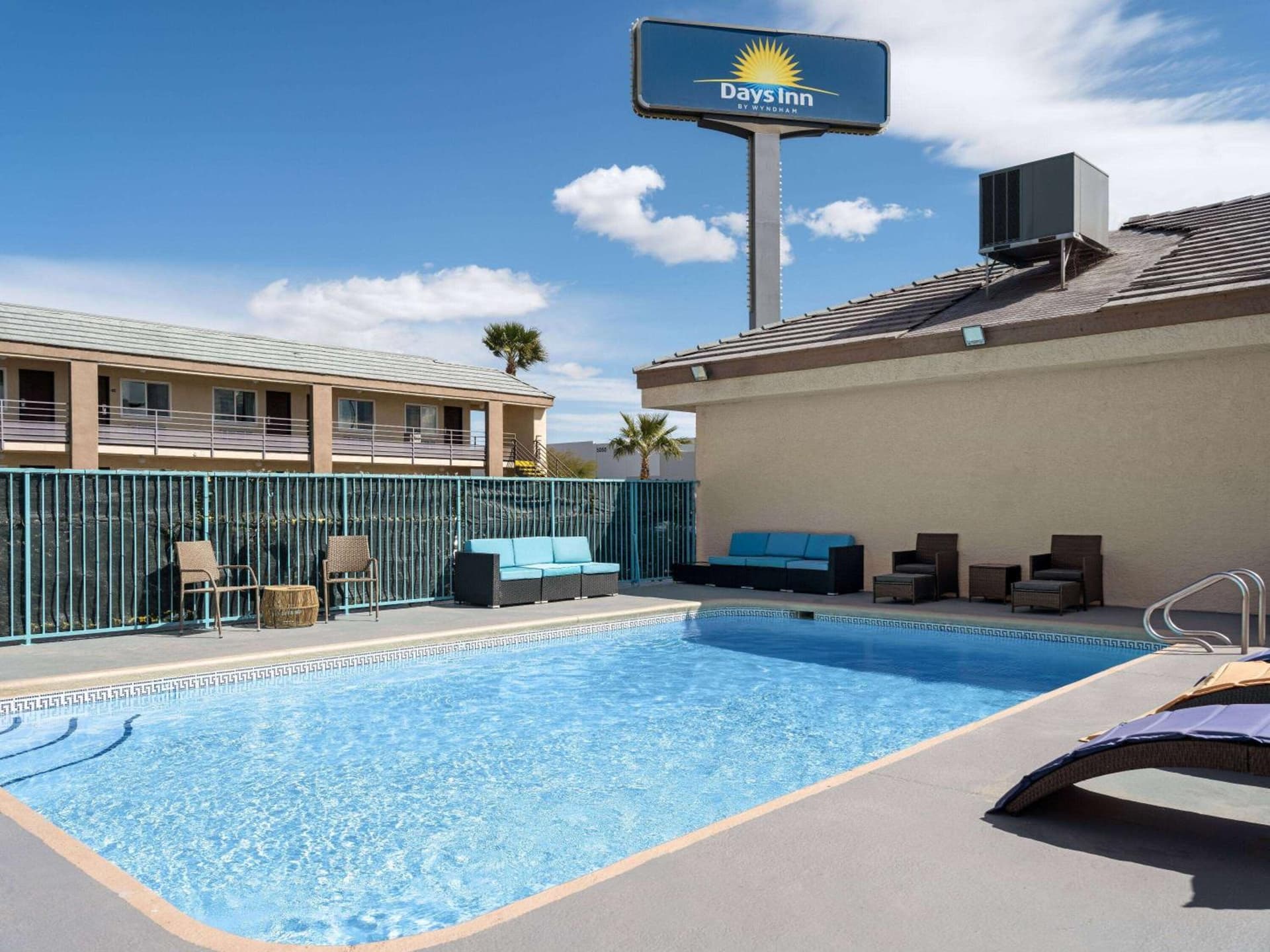 Days Inn by Wyndham Las Vegas Airport Near the Strip gallery photo in Las Vegas, NV — image 19