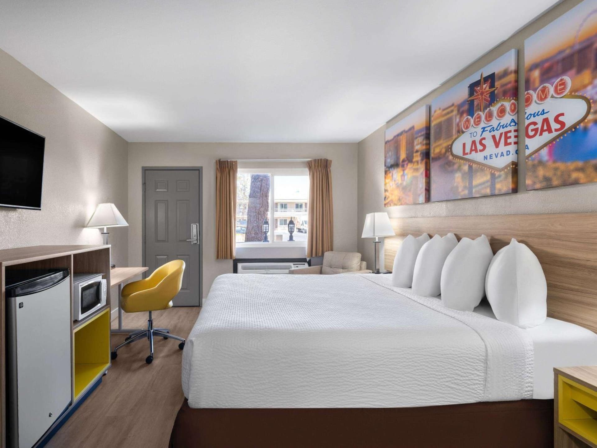 Days Inn by Wyndham Las Vegas Airport Near the Strip gallery photo in Las Vegas, NV — image 17