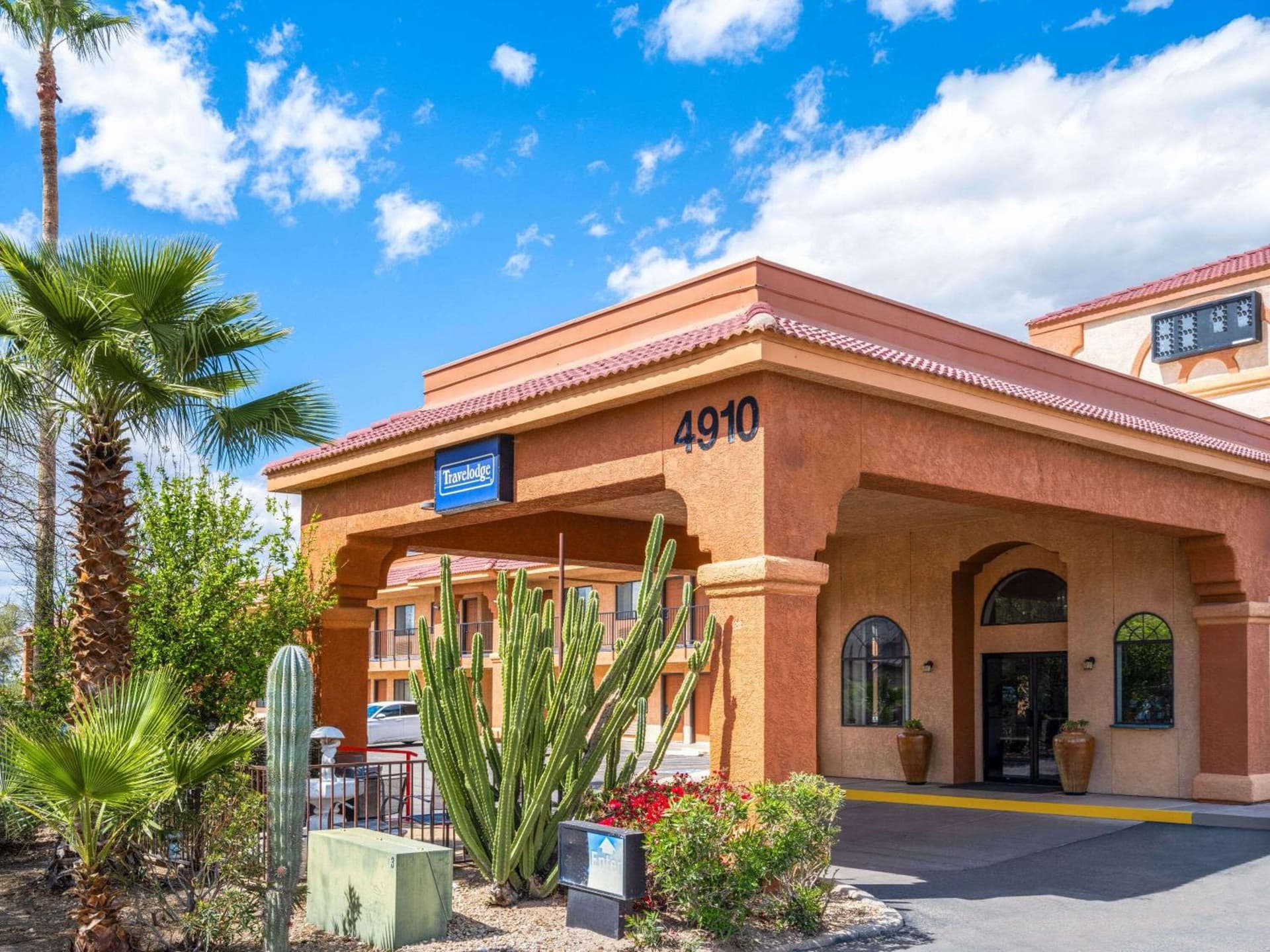 Travelodge by Wyndham Tucson AZ — hotel in Tucson, Arizona