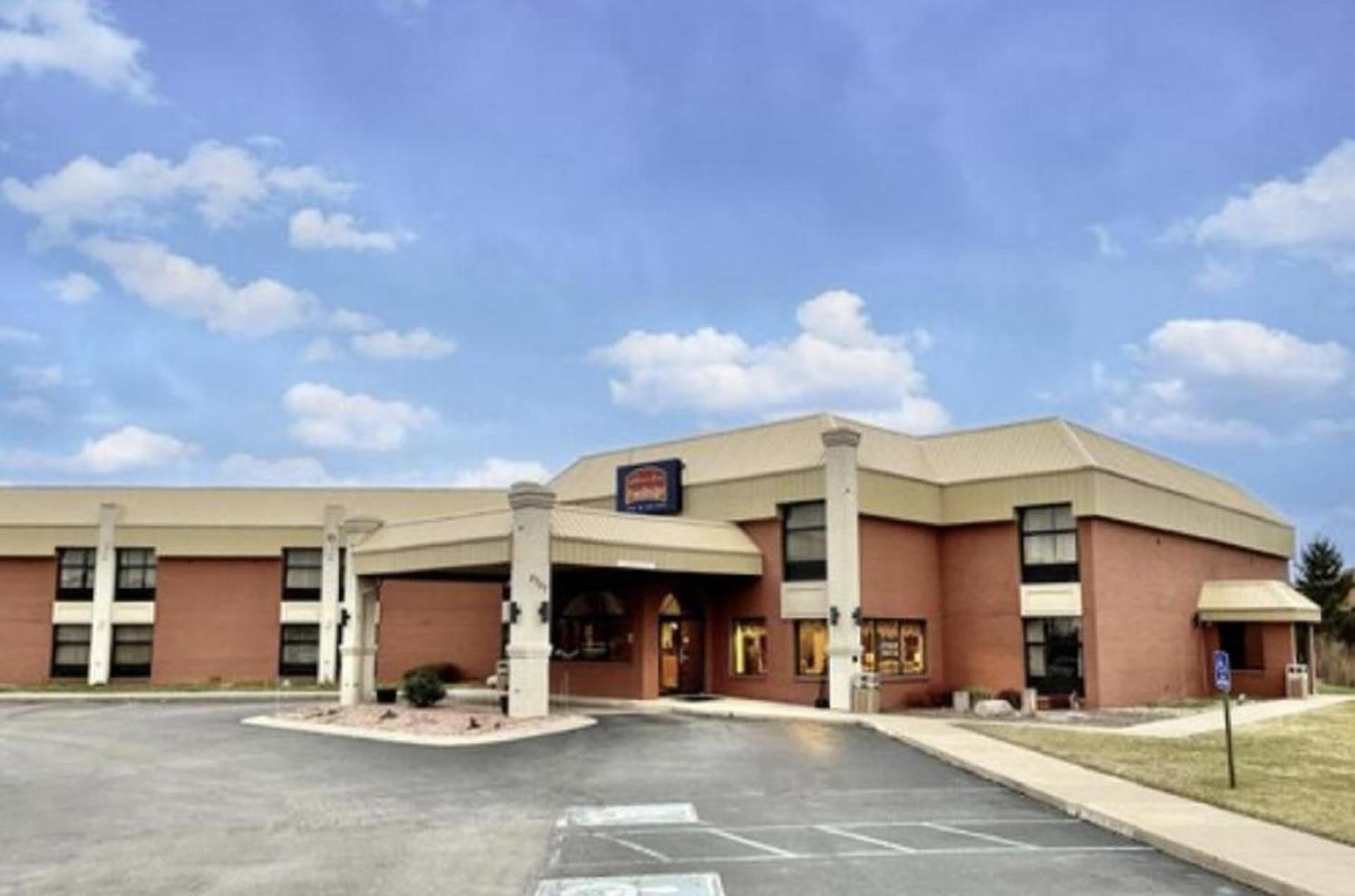FairBridge Inn & Suites Fort Wayne featured exterior or lobby in Fort Wayne, IN — similar hotel