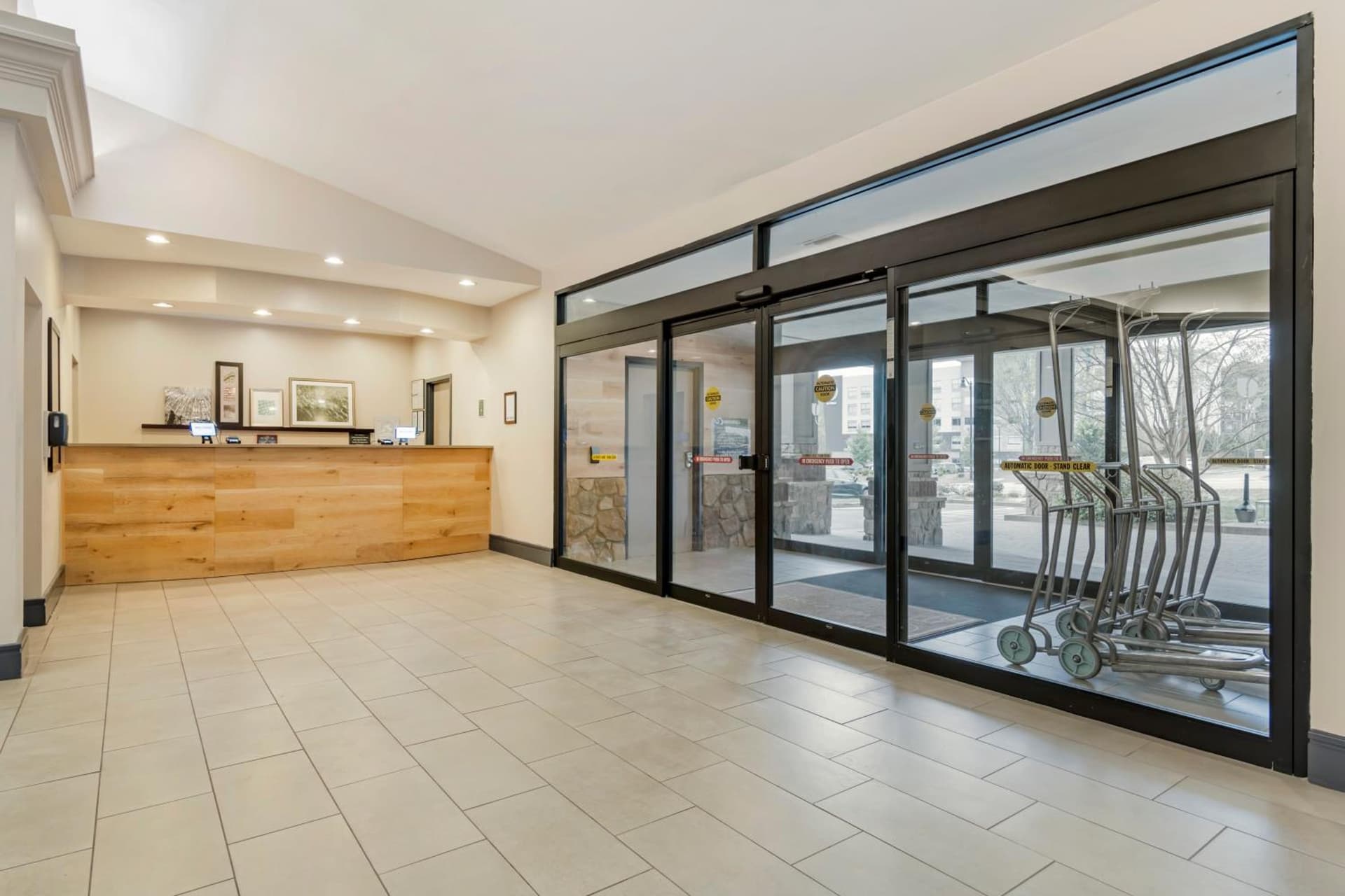 Country Inn & Suites by Radisson, Atlanta Galleria-Ballpark, GA gallery photo in Atlanta, GA — image 30