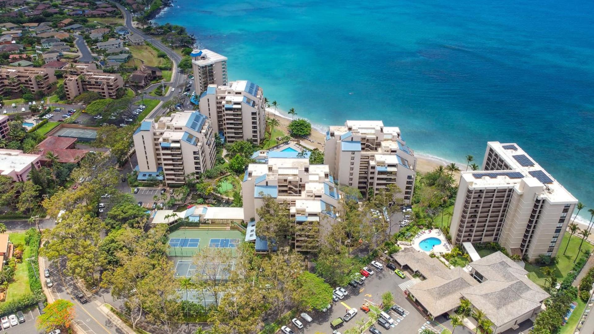 Sands of Kahana Vacation Club interior in Lahaina, HI — gallery photo 2