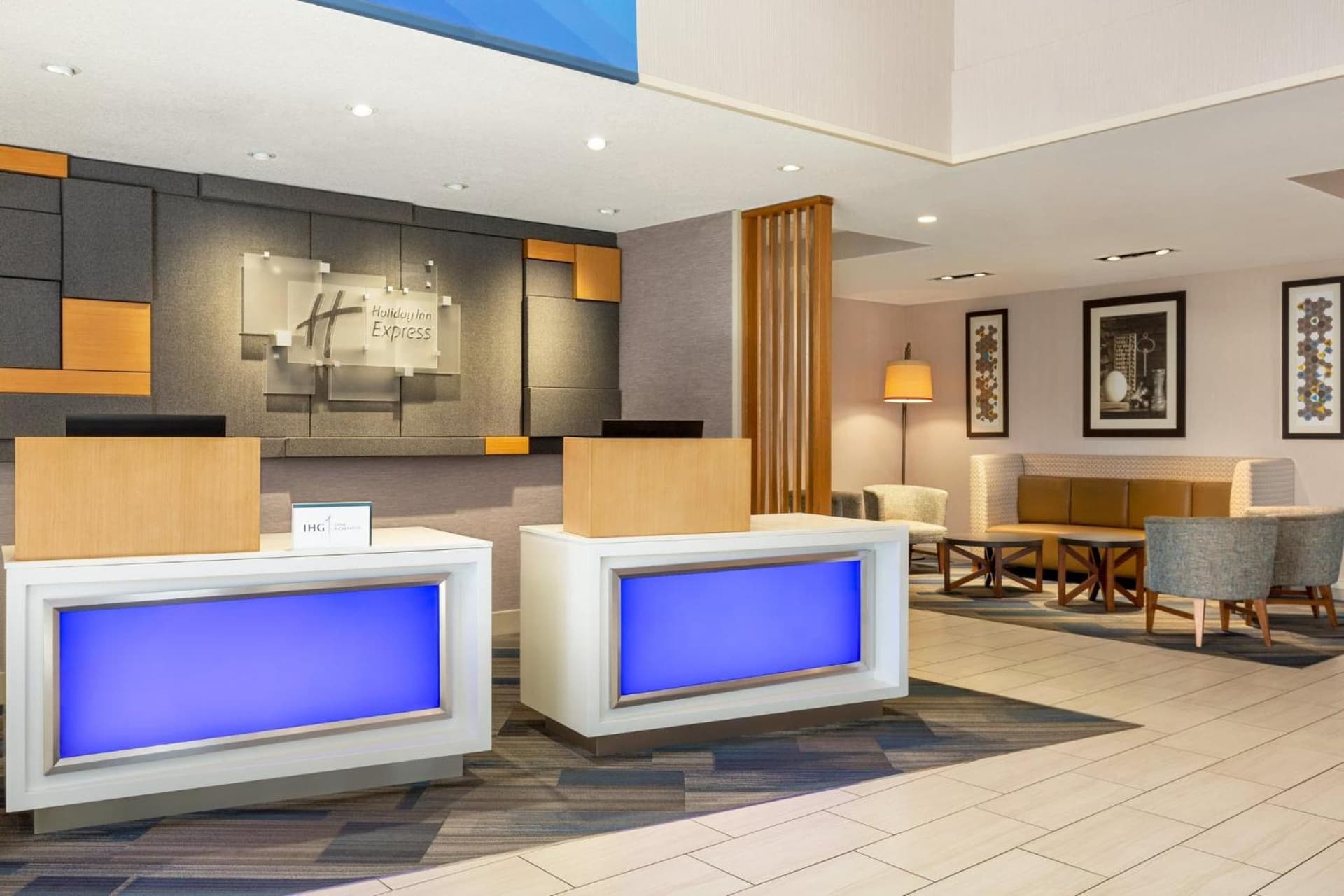 Holiday Inn Express & Suites - Redding by IHG gallery photo in Redding, CA — image 25