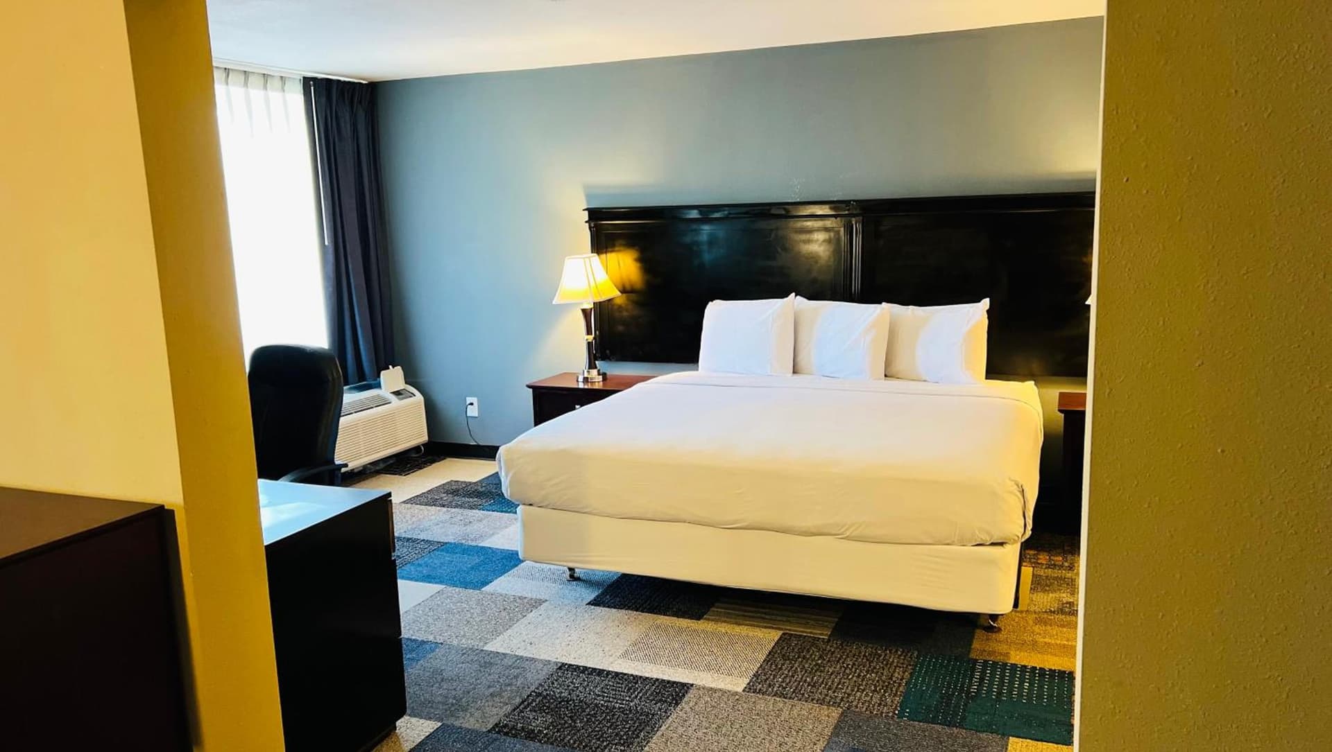 Magnuson Grand Hotel and Conference Center Tyler gallery photo in Tyler, TX — image 31