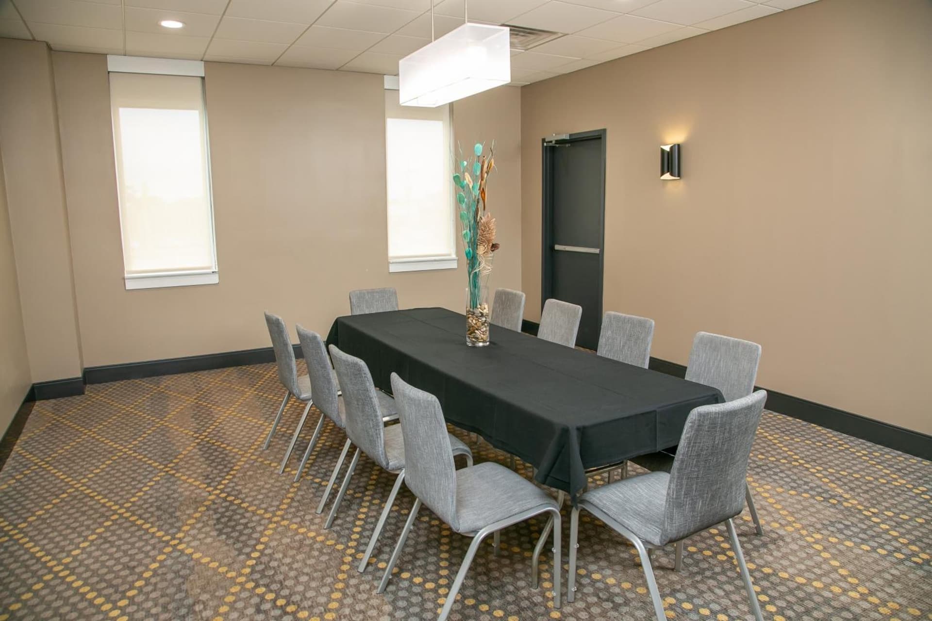 Holiday Inn Metairie New Orleans by IHG gallery photo in Metairie, LA — image 41