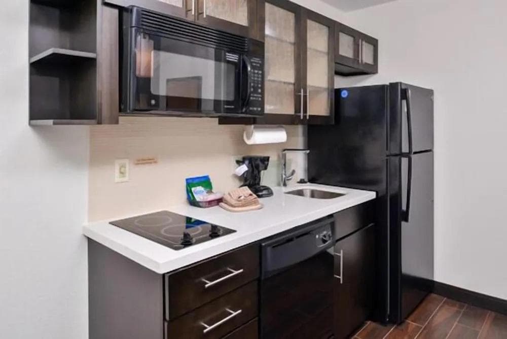 Candlewood Suites Beaumont by IHG gallery photo in Beaumont, TX — image 13