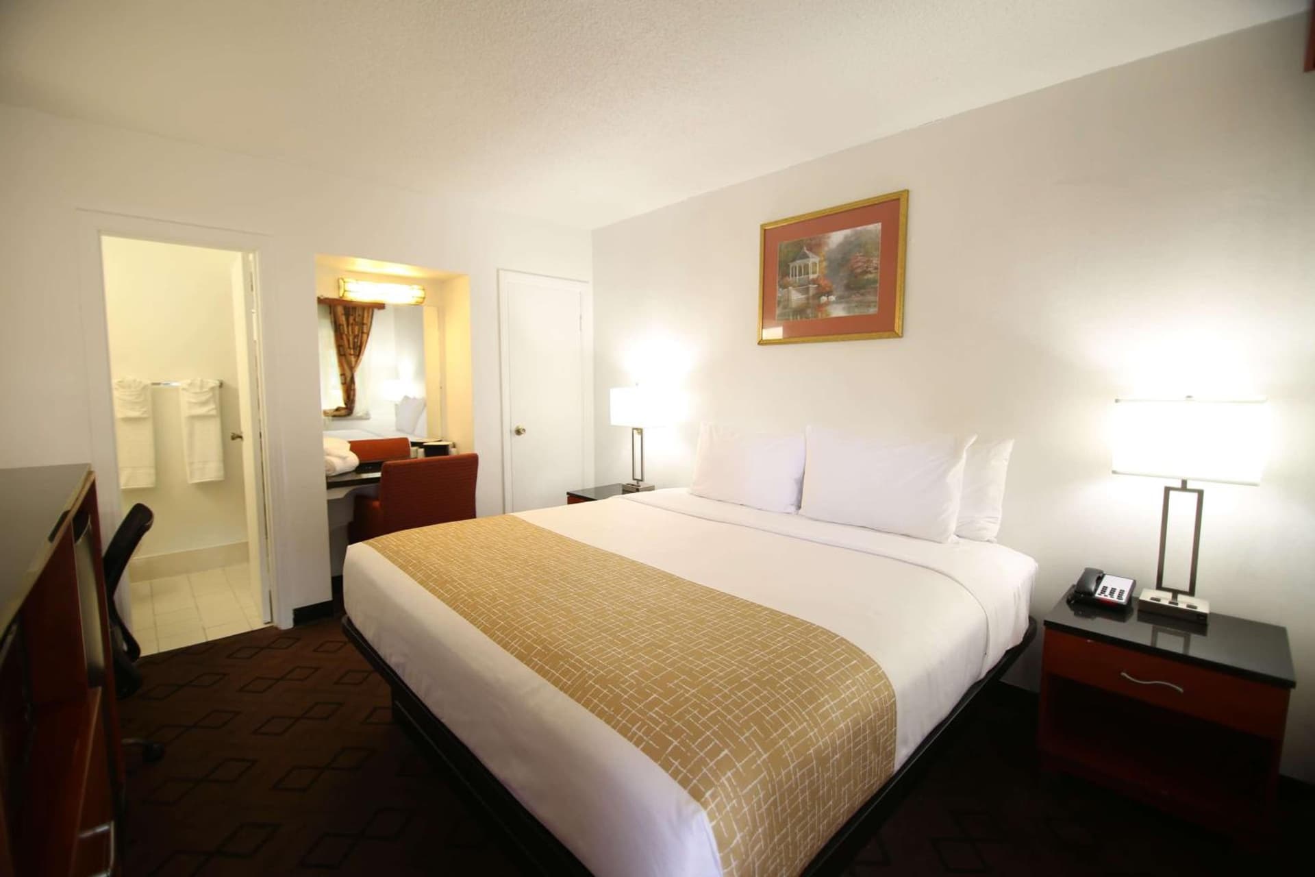 Travelodge by Wyndham Burbank-Glendale gallery photo in Burbank, CA — image 8