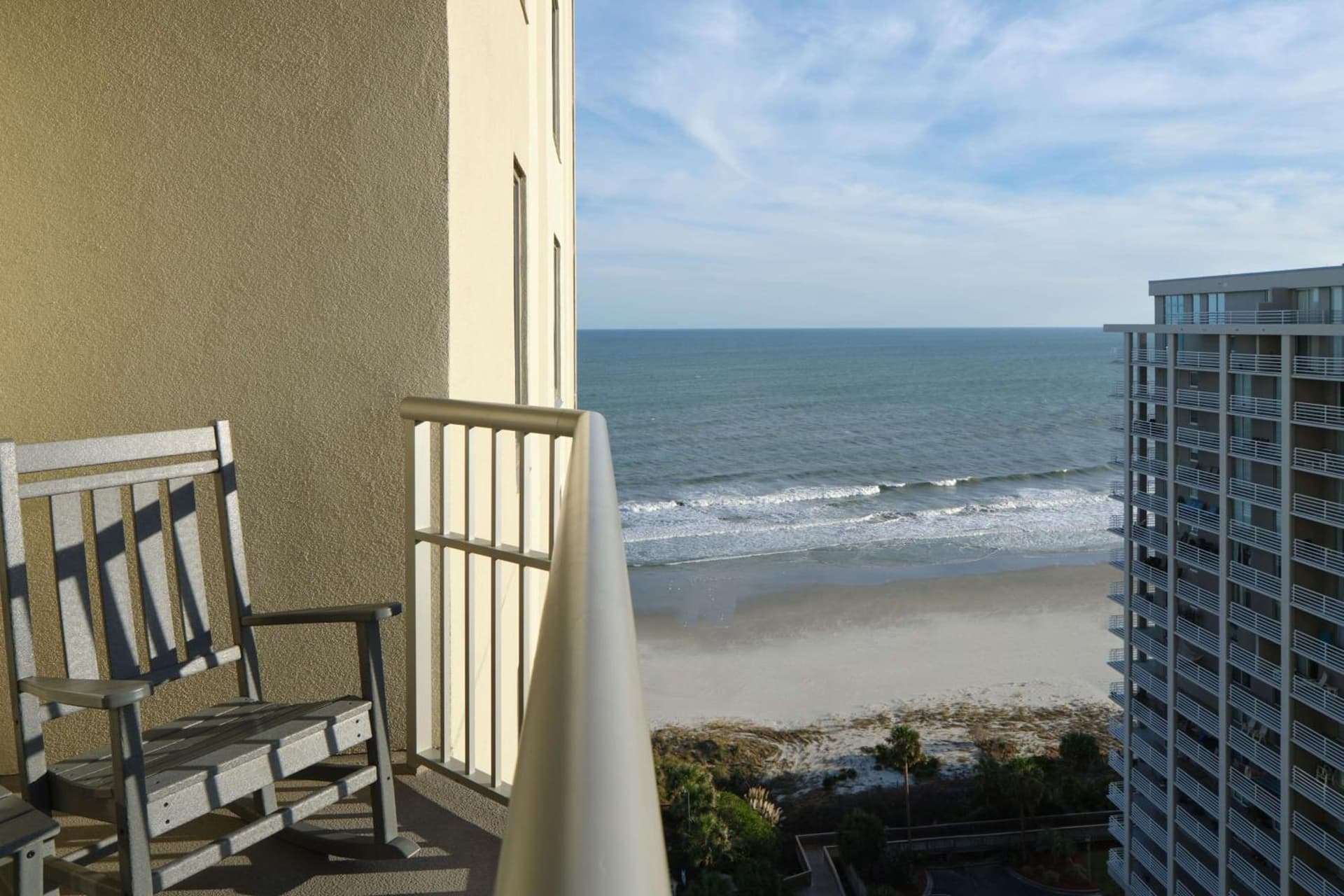Royale Palms Condominiums gallery photo in Myrtle Beach, SC — image 4