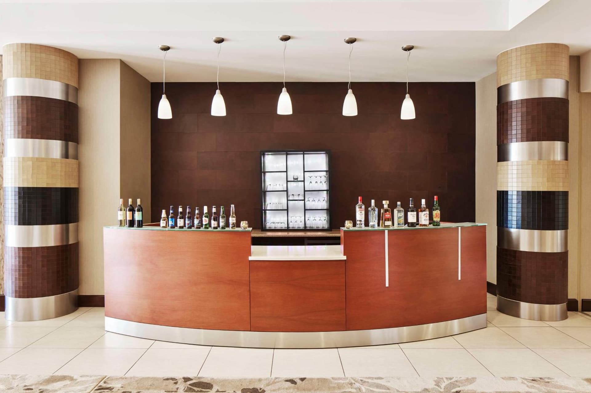 Embassy Suites by Hilton Alexandria Old Town gallery photo in Alexandria, VA — image 5