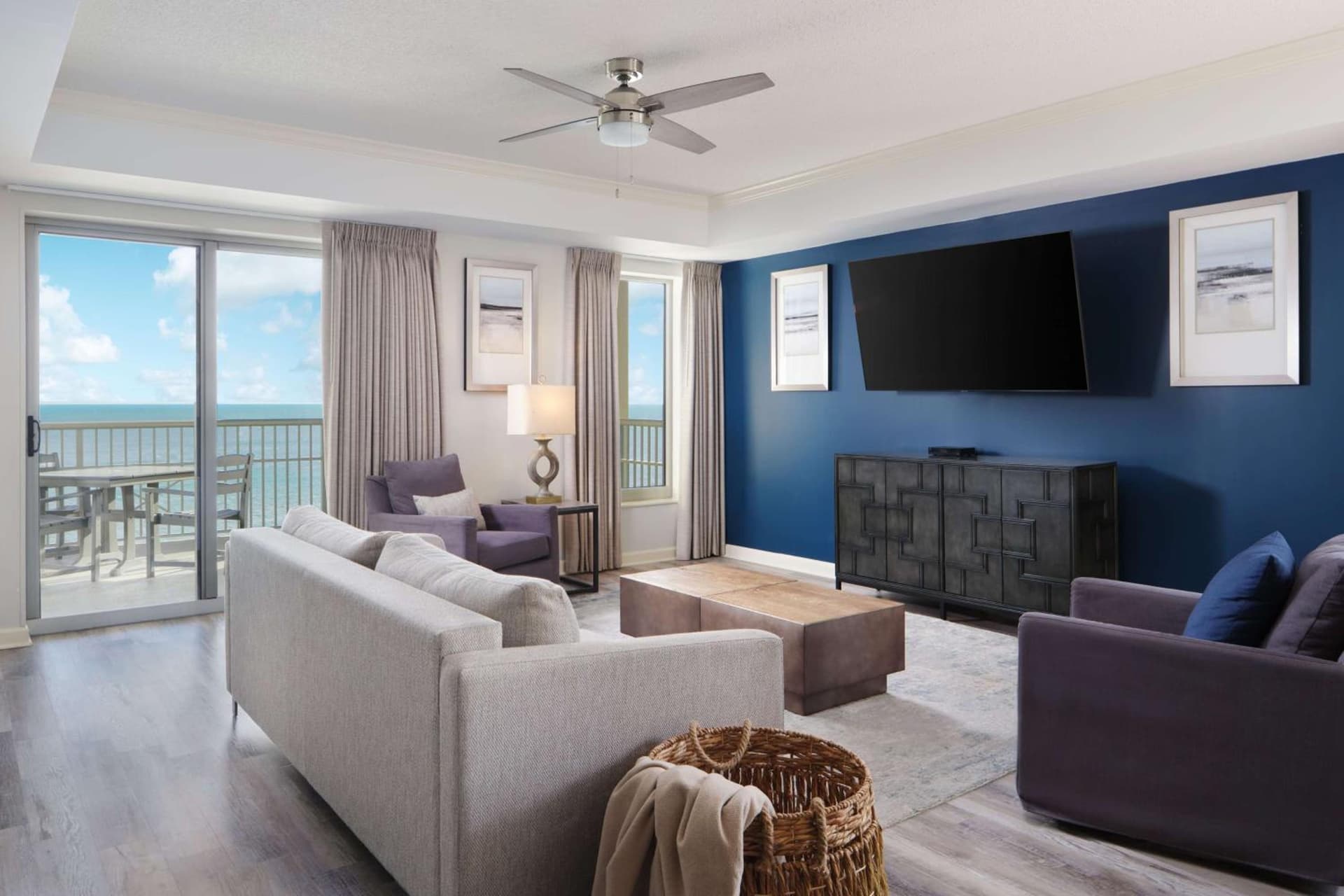 Royale Palms Condominiums interior in Myrtle Beach, SC — gallery photo 2