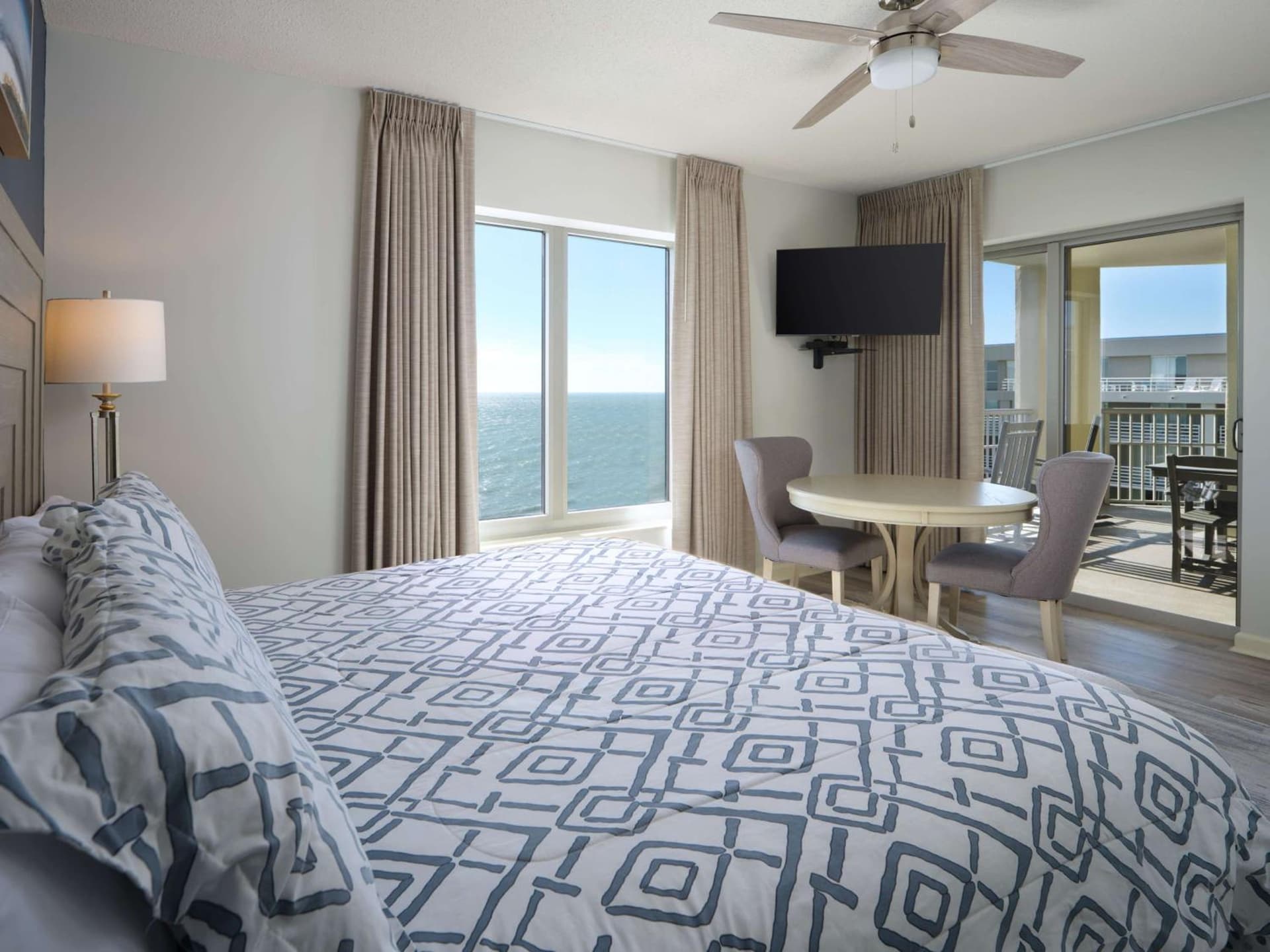 Royale Palms Condominiums gallery photo in Myrtle Beach, SC — image 21