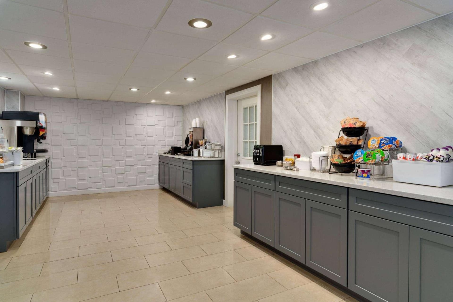 Spark by Hilton Waldorf gallery photo in Waldorf, MD — image 11