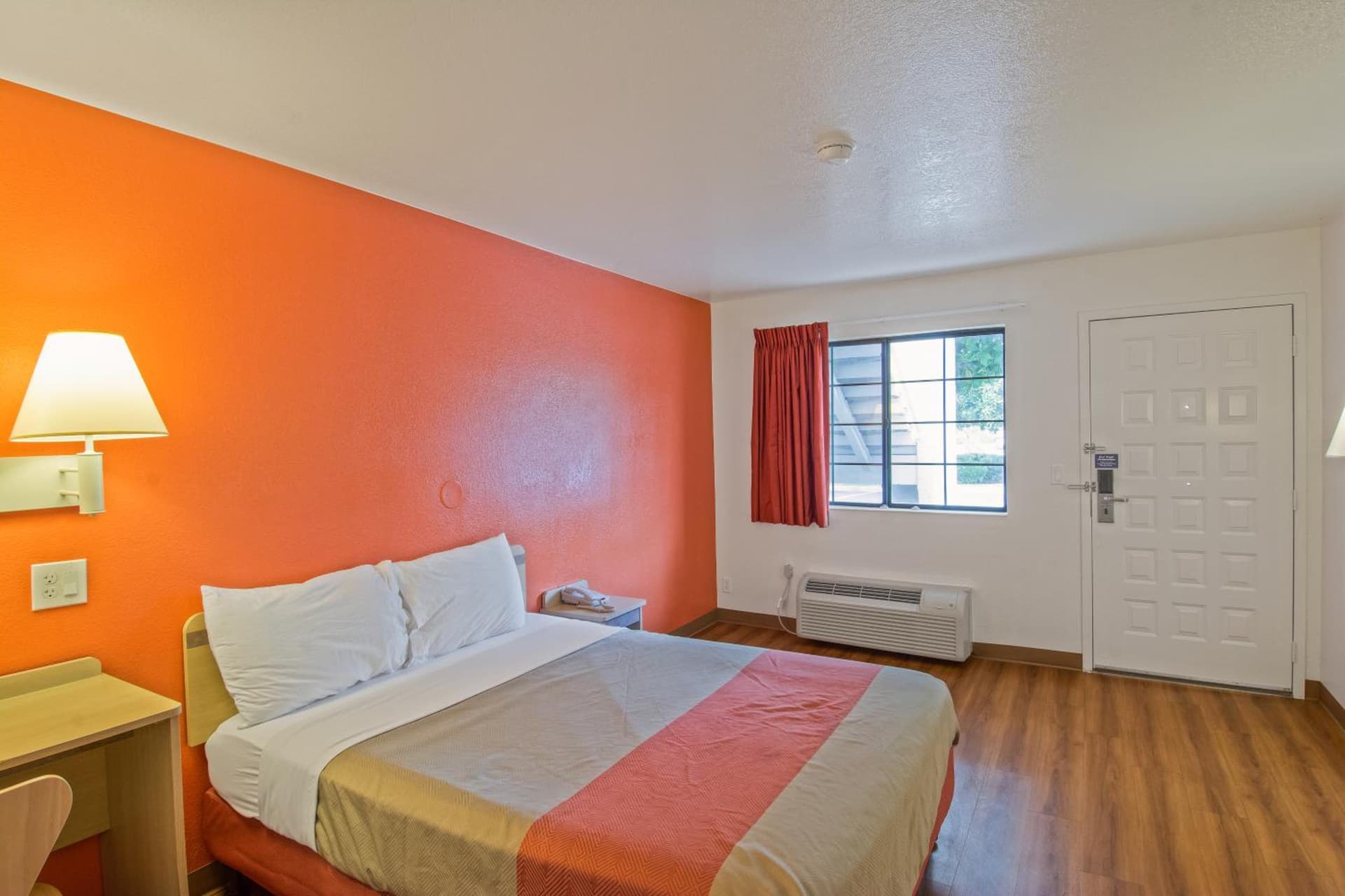 Motel 6-Redding, CA - South gallery photo in Redding, CA — image 49