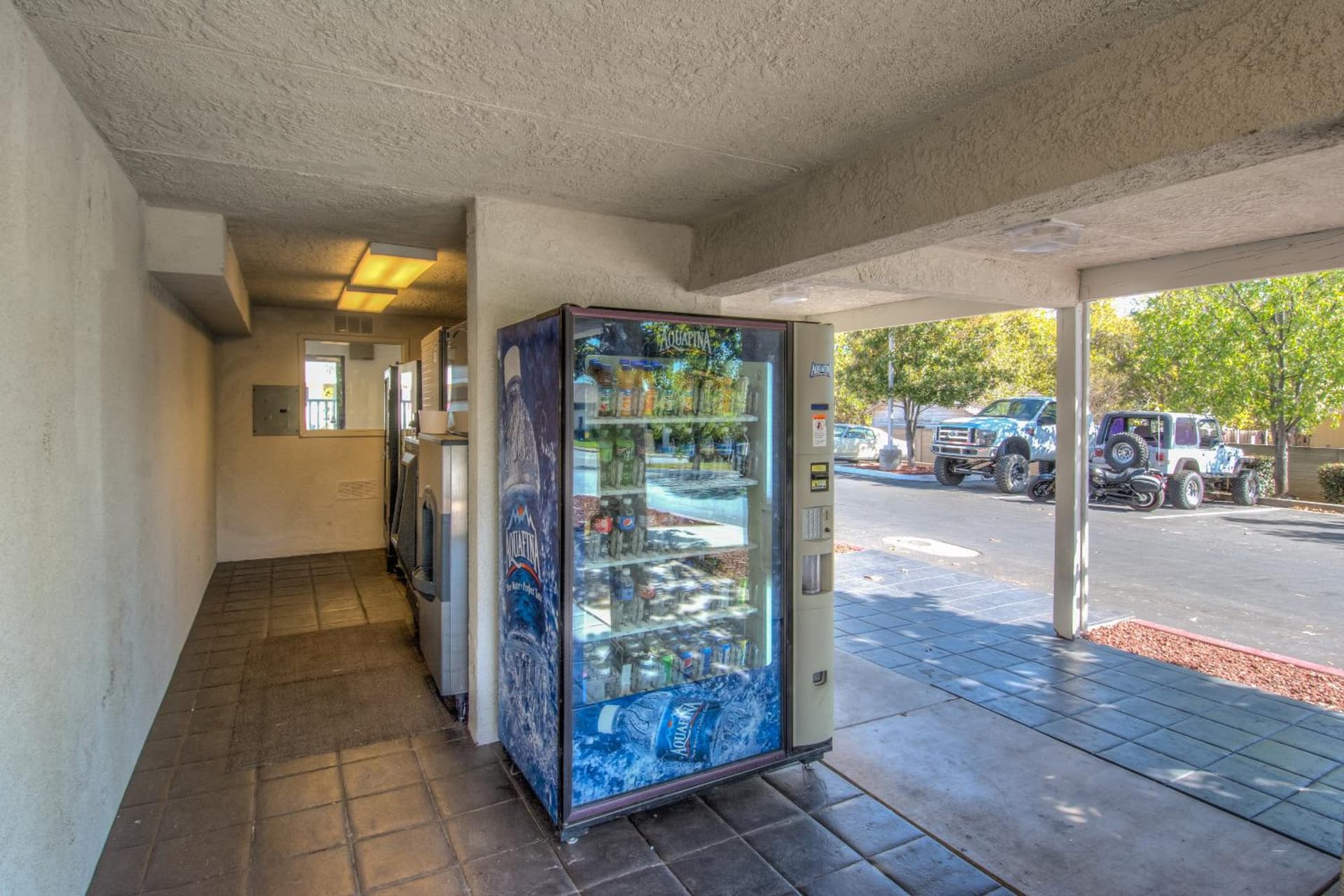 Motel 6-Redding, CA - South gallery photo in Redding, CA — image 30