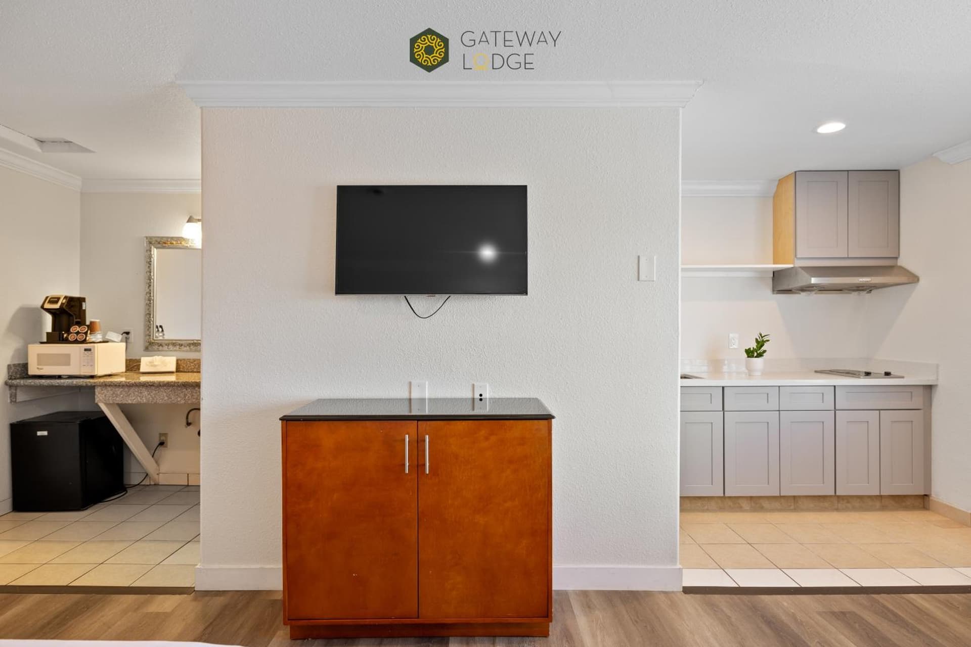 Gateway Lodge gallery photo in Seaside, CA — image 24