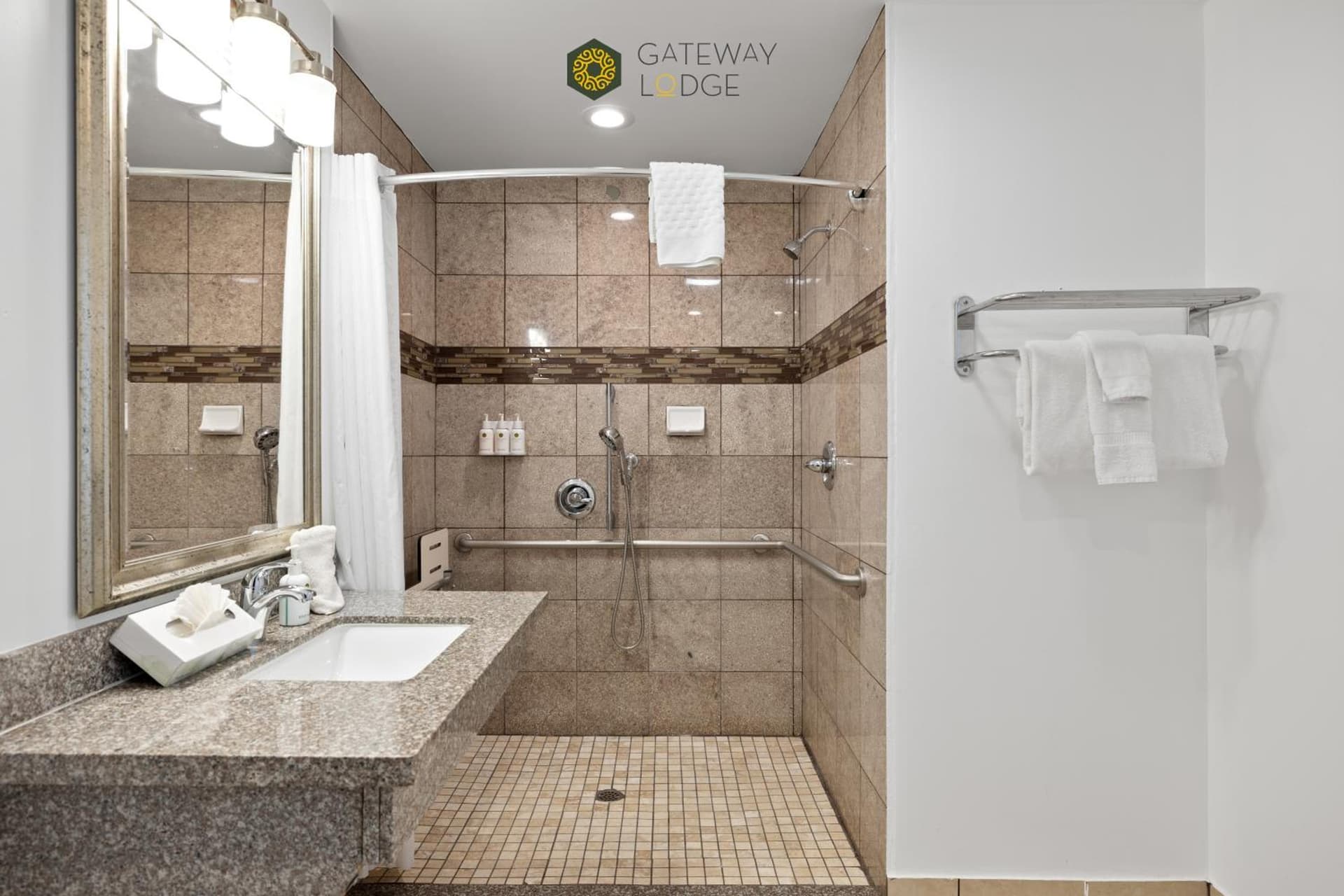 Gateway Lodge gallery photo in Seaside, CA — image 34