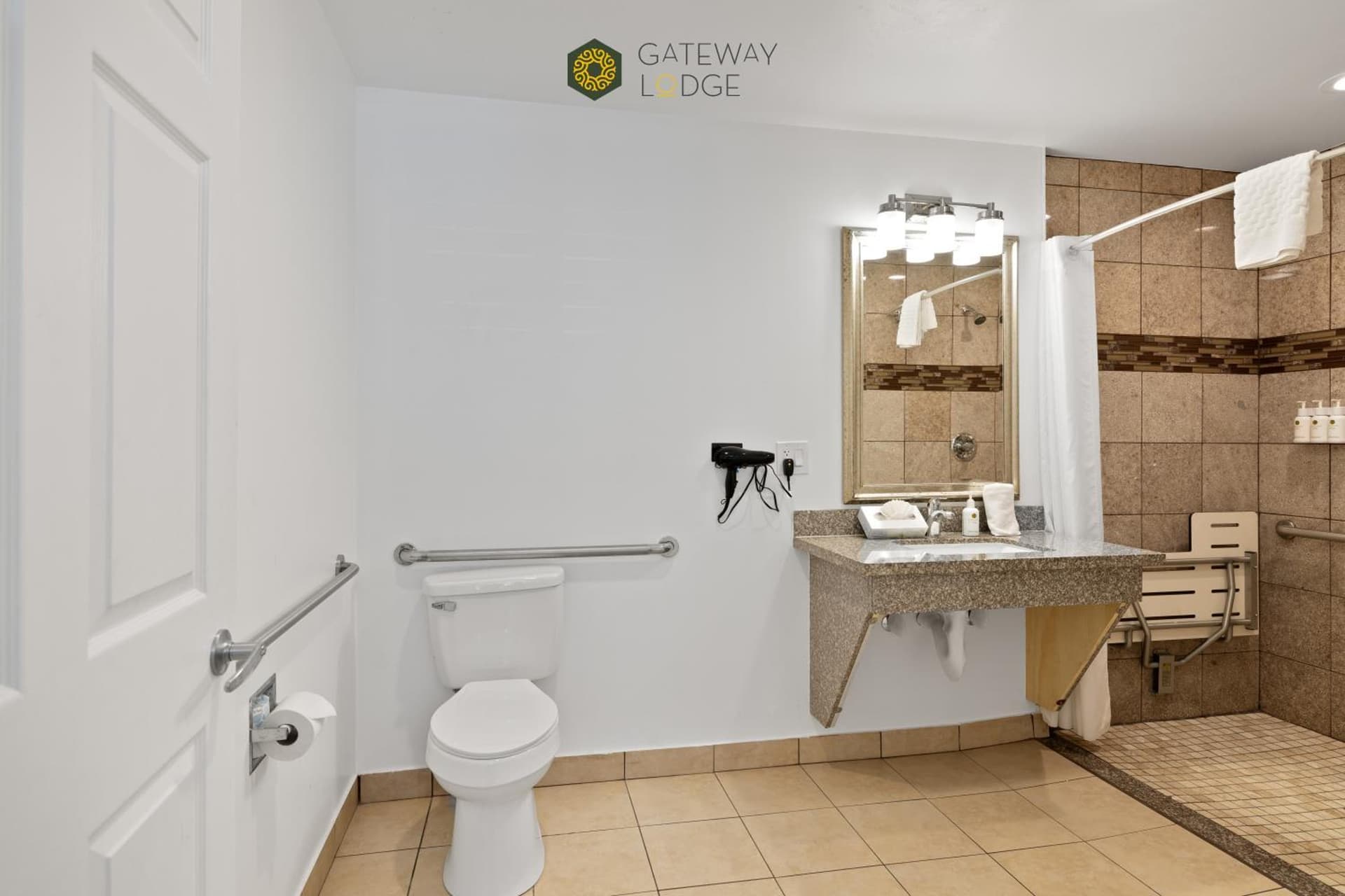 Gateway Lodge gallery photo in Seaside, CA — image 17