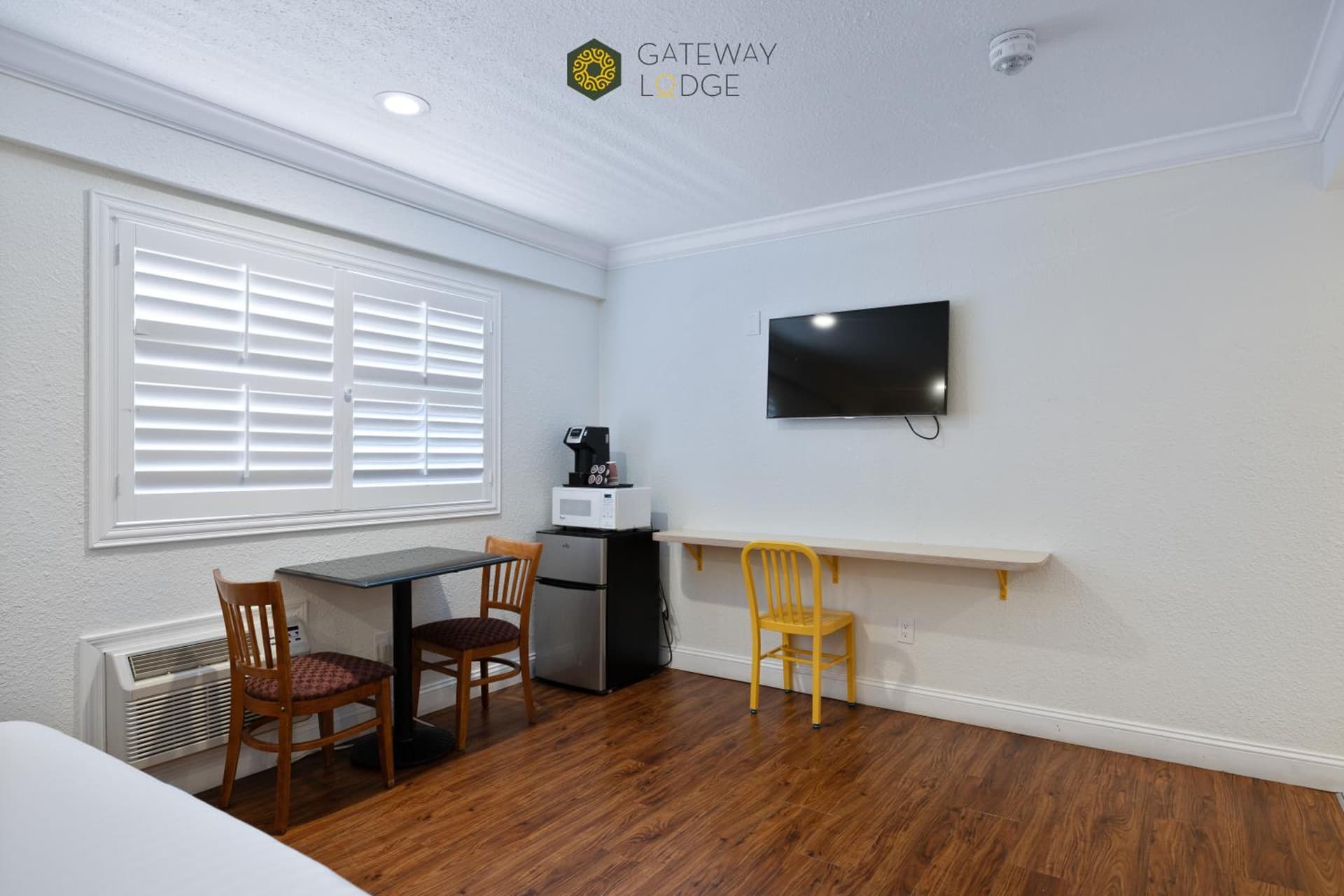 Gateway Lodge gallery photo in Seaside, CA — image 4