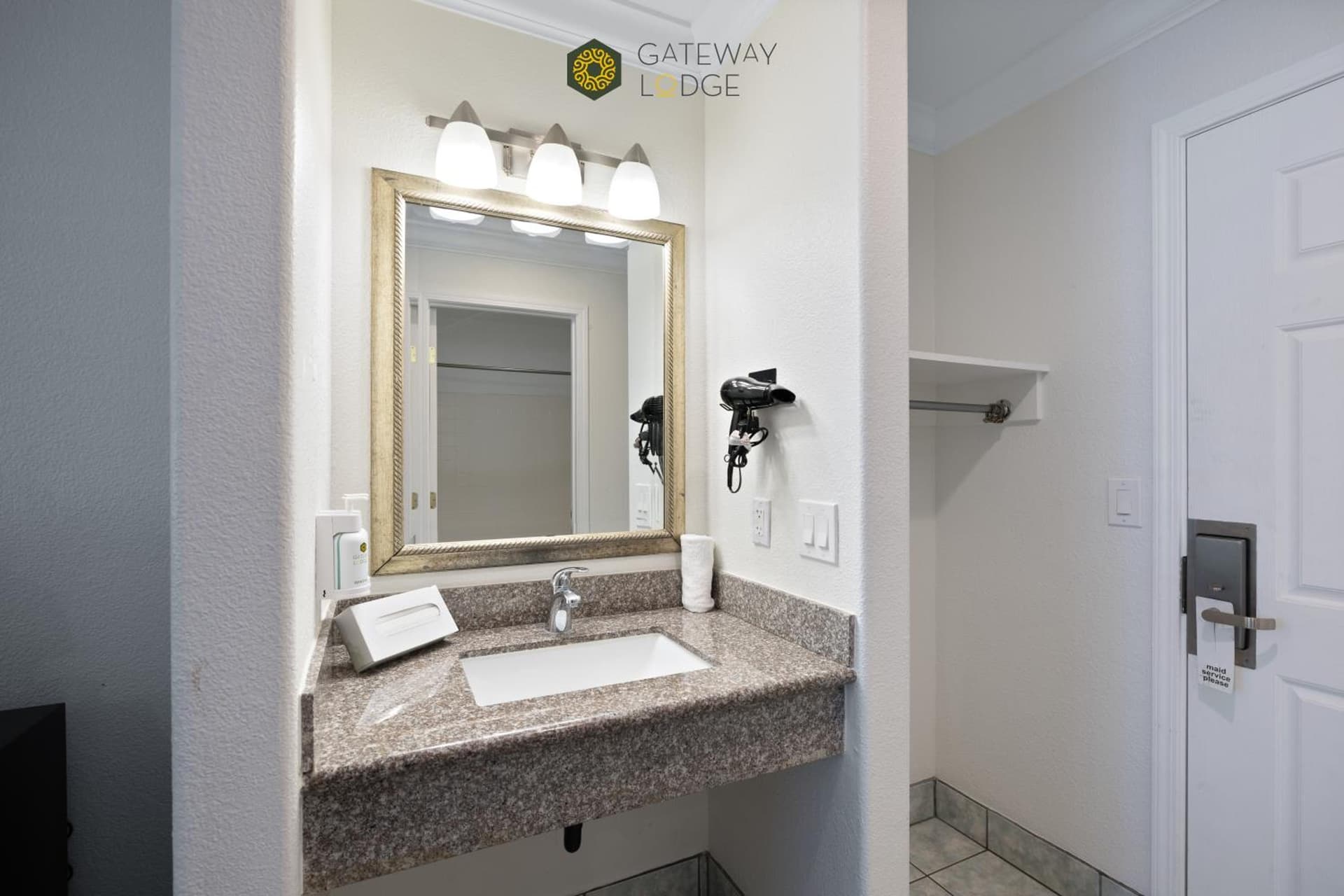 Gateway Lodge gallery photo in Seaside, CA — image 18
