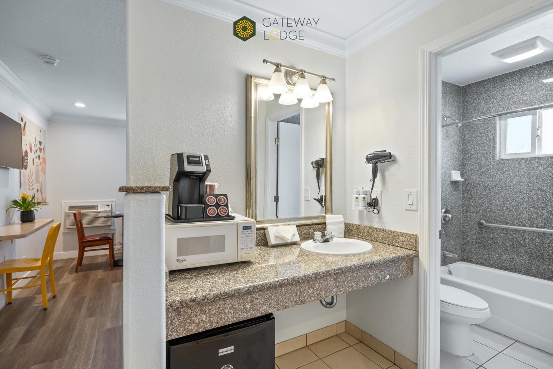 Gateway Lodge interior in Seaside, CA — gallery photo 2