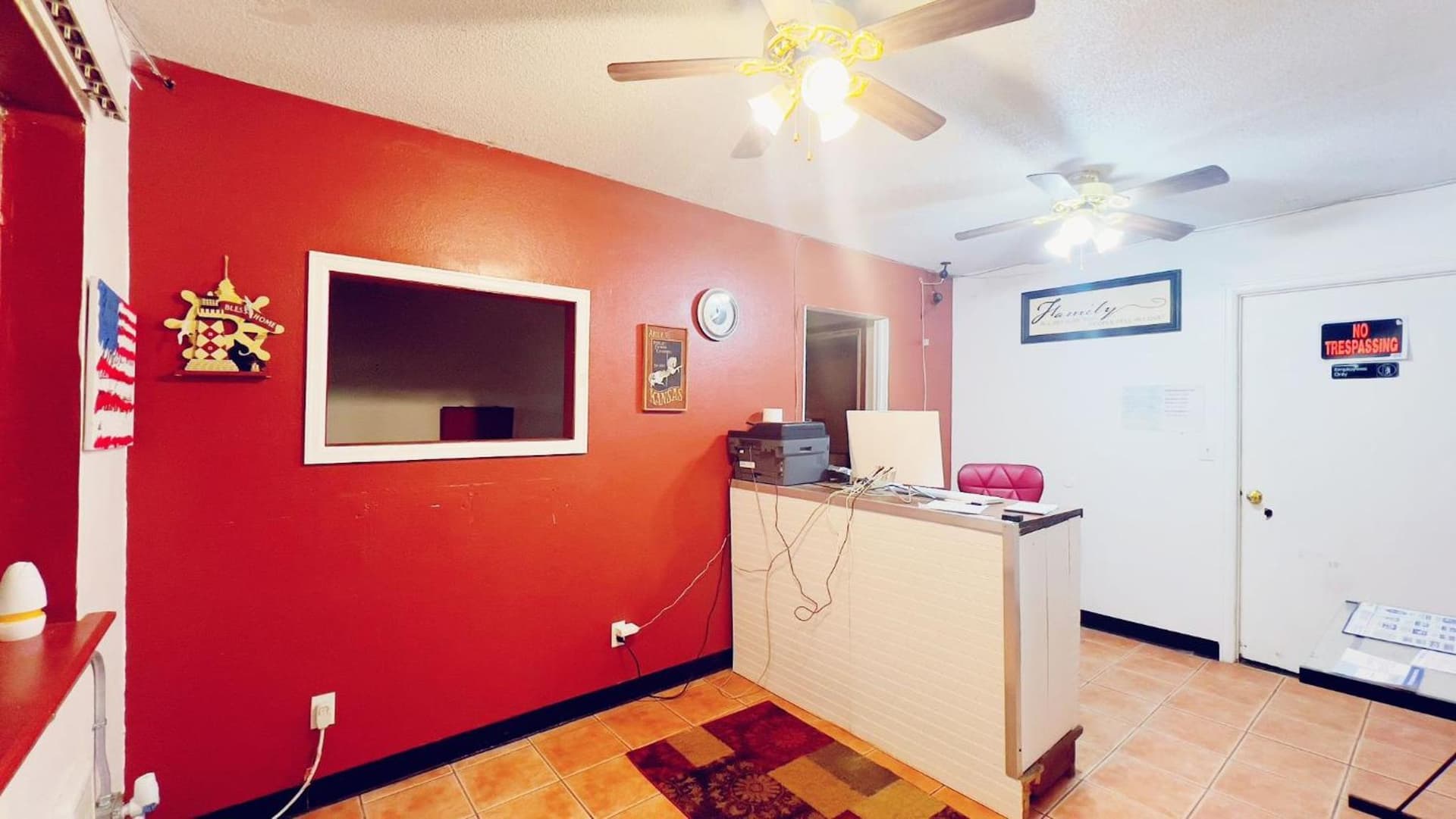 Travelors Lodge Motel & RV Park US-287&US-96 interior in Eads, CO — gallery photo 2