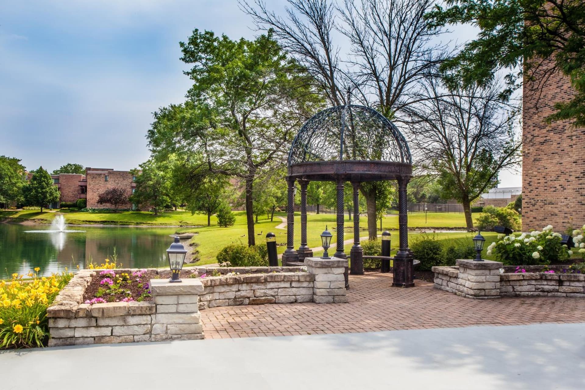 Wyndham Garden Schaumburg Chicago Northwest property views in Schaumburg, IL — gallery photo 3