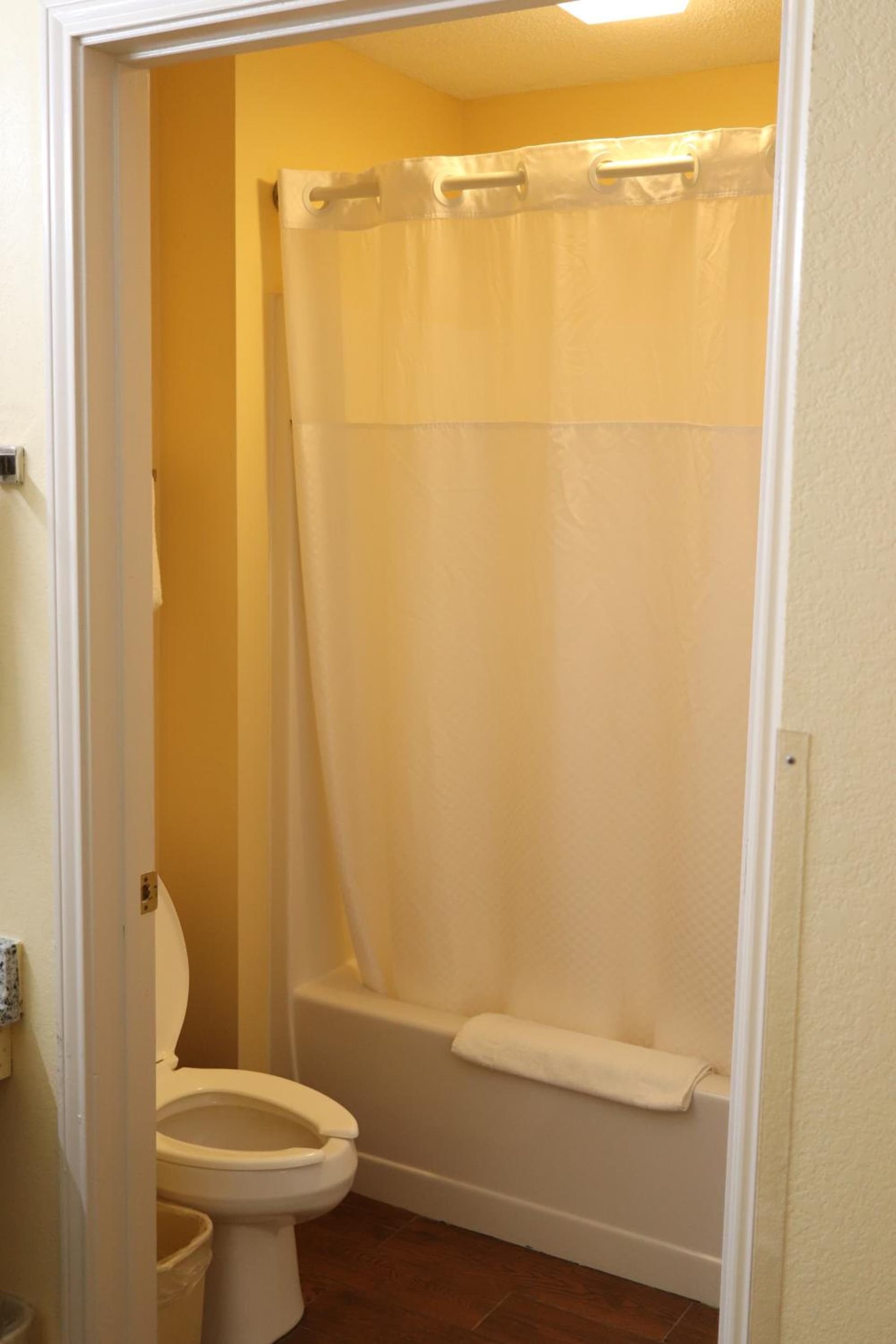 Woodstream Inn gallery photo in Hogansville, GA — image 5