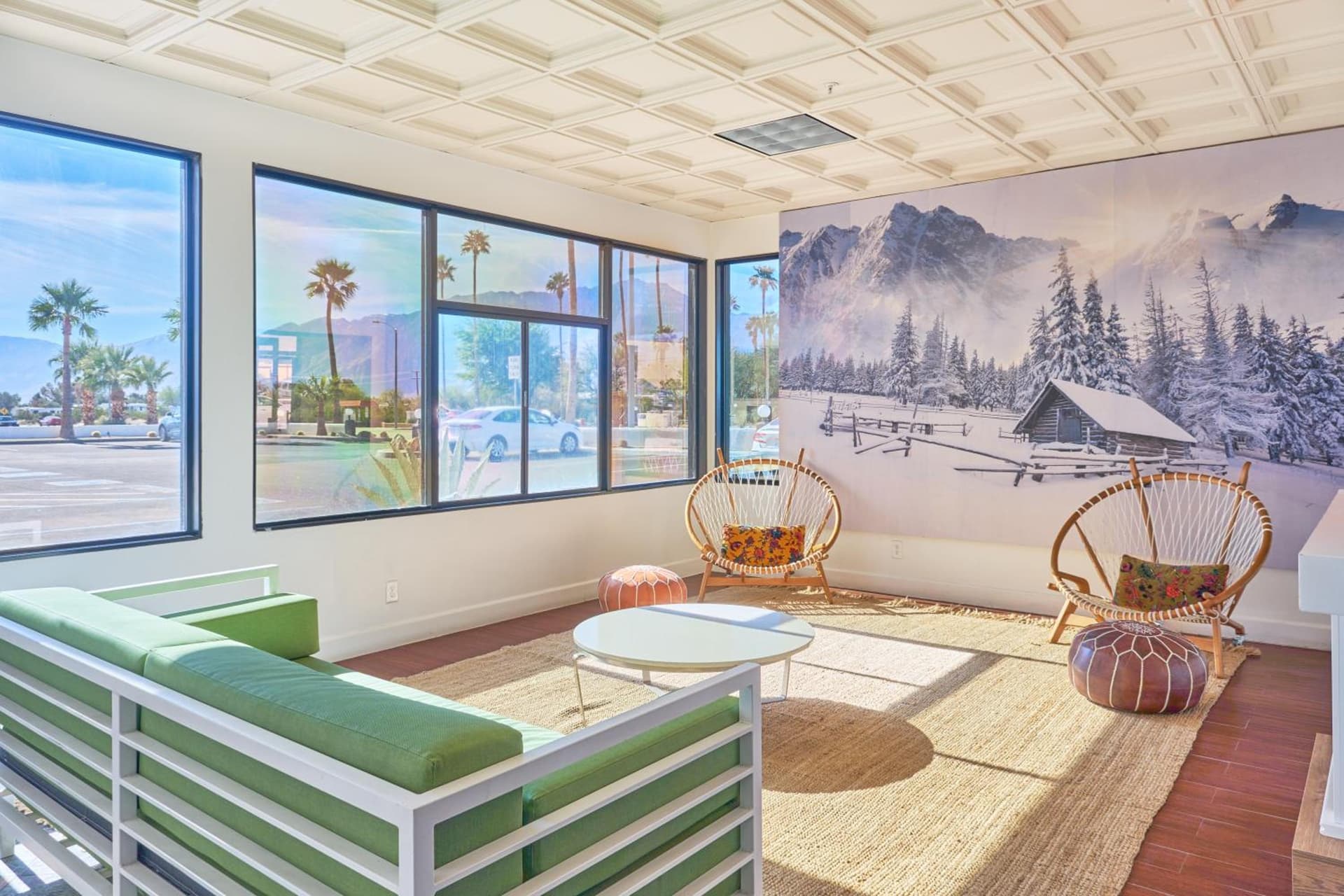 Aqua Soleil Hotel and Mineral Water Spa interior in Desert Hot Springs, CA — gallery photo 2