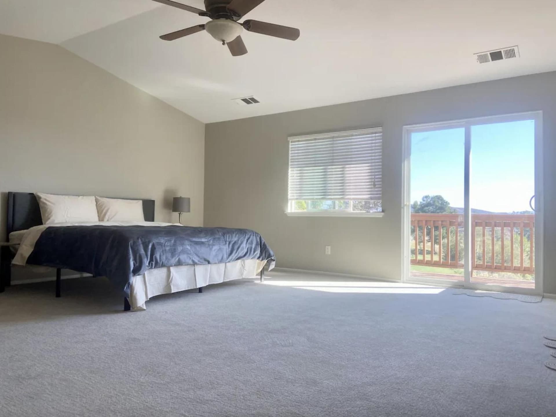 Vista Oasis Retreat - Southern California Wine Country - Golf interior in Murrieta, CA — gallery photo 2