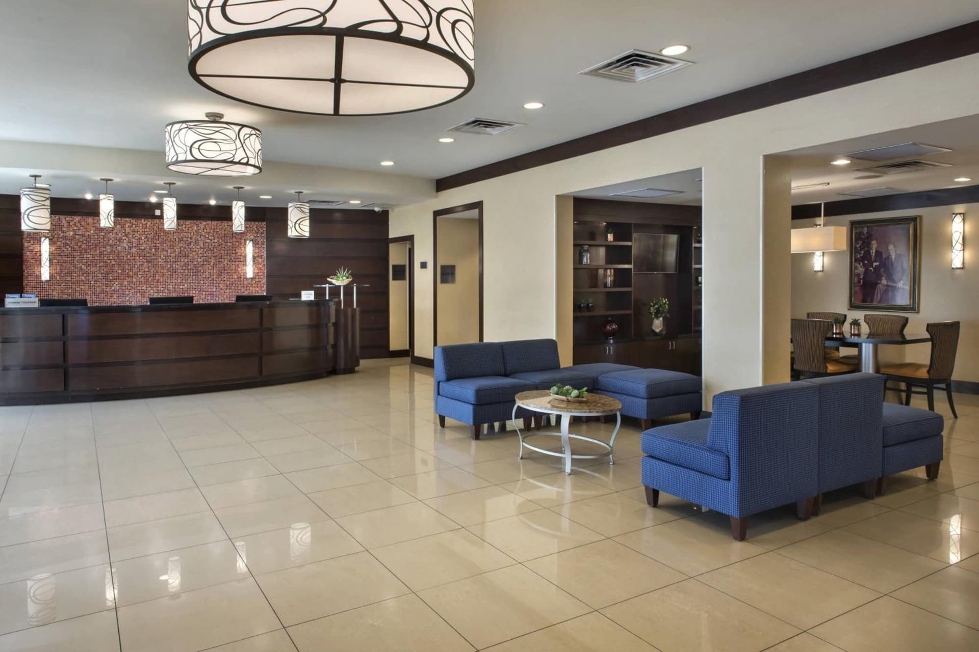 Marriott Saddle Brook interior in Saddle Brook — gallery photo 2