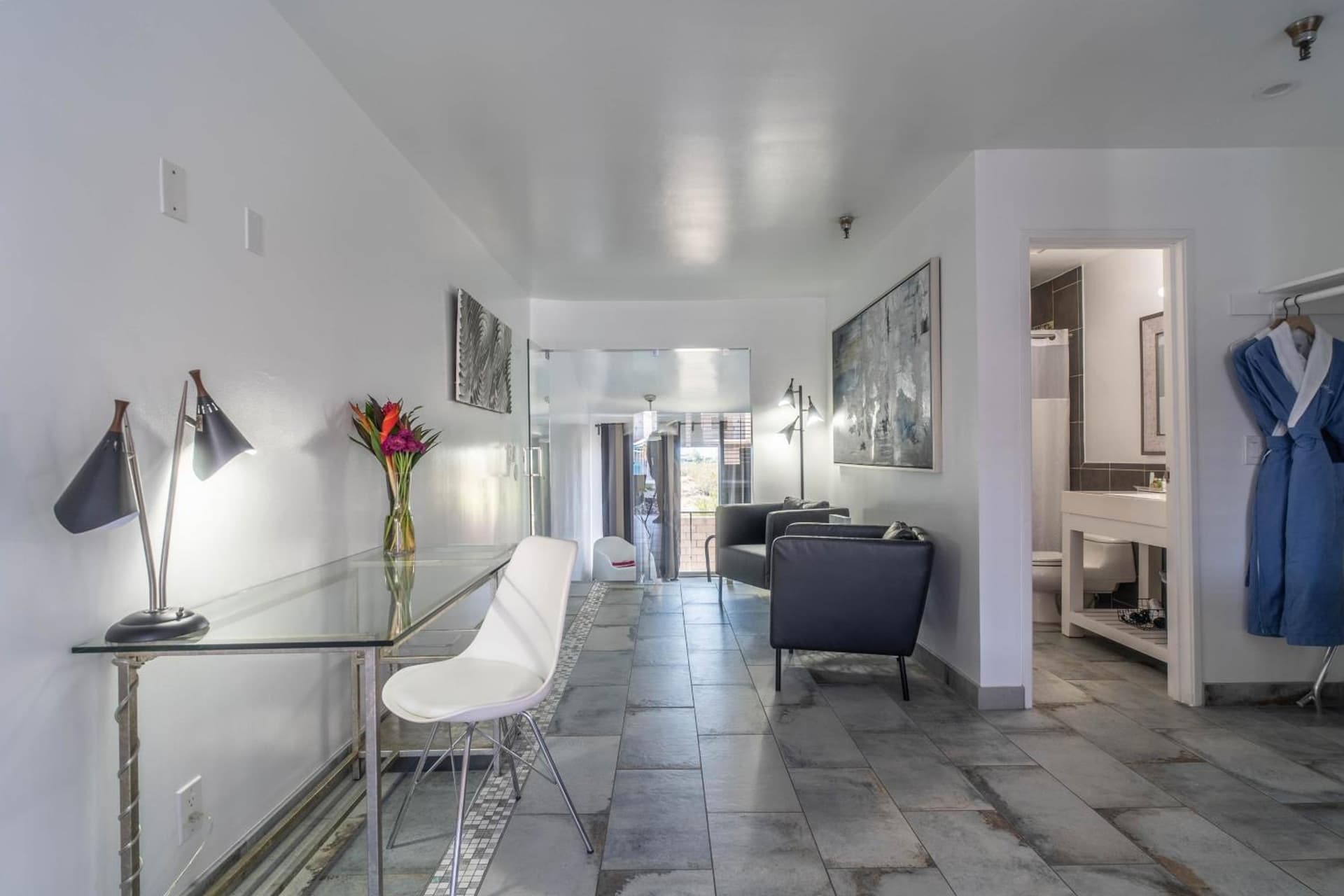 Aqua Soleil Hotel and Mineral Water Spa gallery photo in Desert Hot Springs, CA — image 4