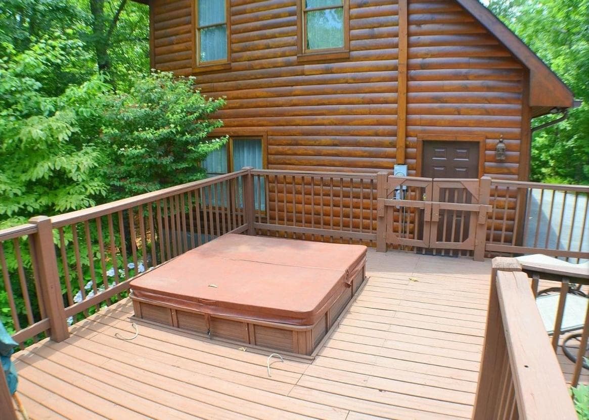 Steele Away 3 Bedrooms interior in Sevierville, TN — gallery photo 2