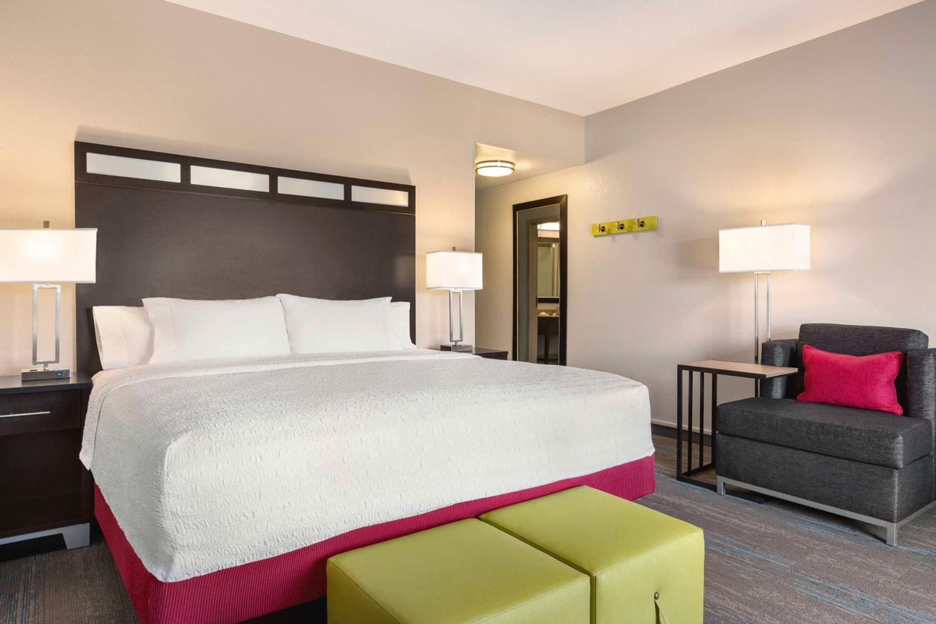 Hampton Inn & Suites York South property views in York, PA — gallery photo 3