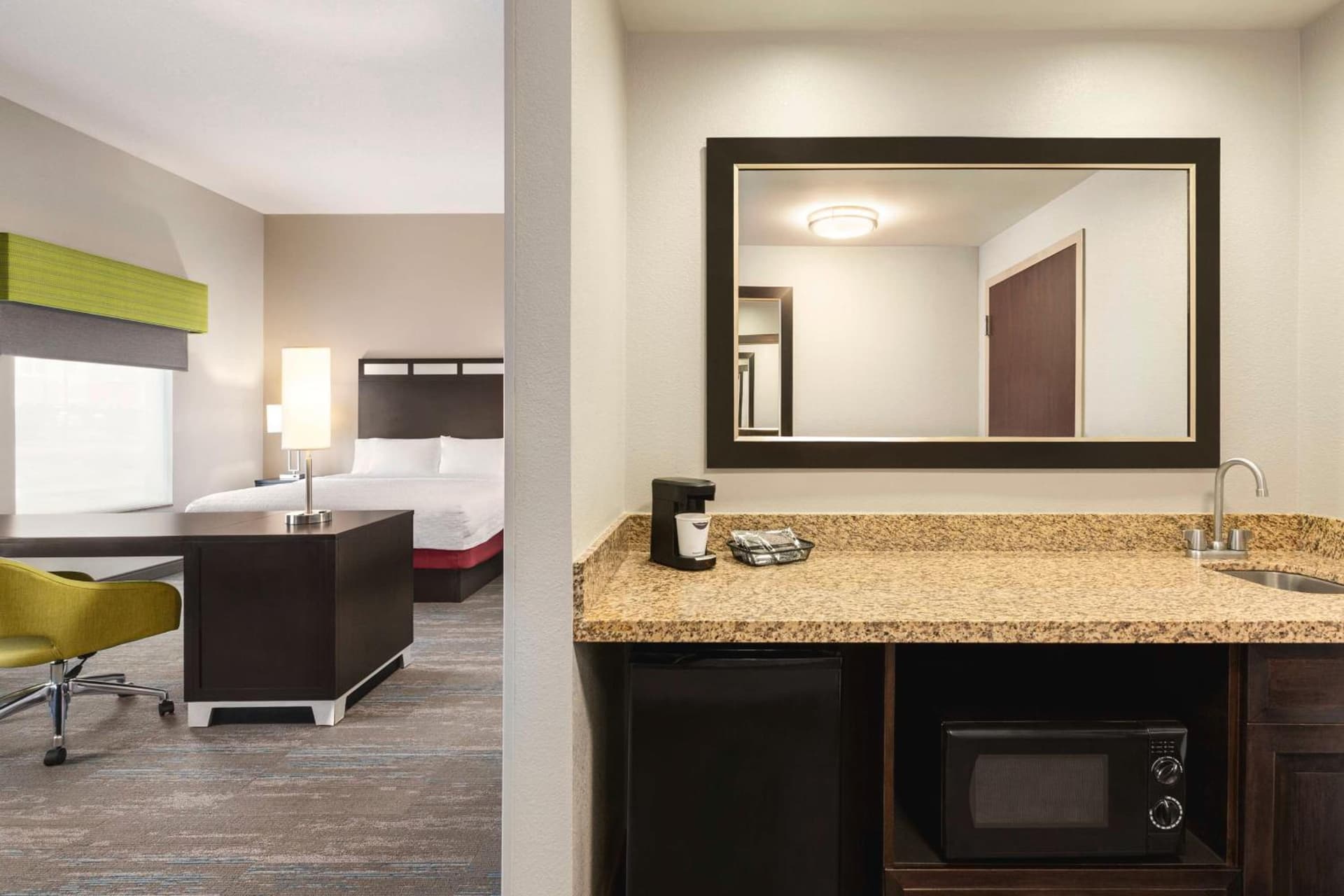 Hampton Inn & Suites York South gallery photo in York, PA — image 25