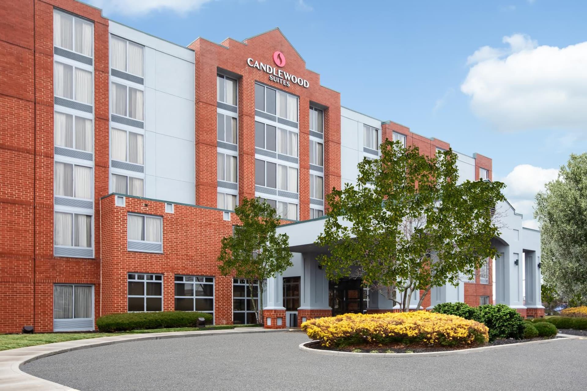 Candlewood Suites - Cincinnati Northeast - Mason by IHG interior in Mason, OH — gallery photo 2