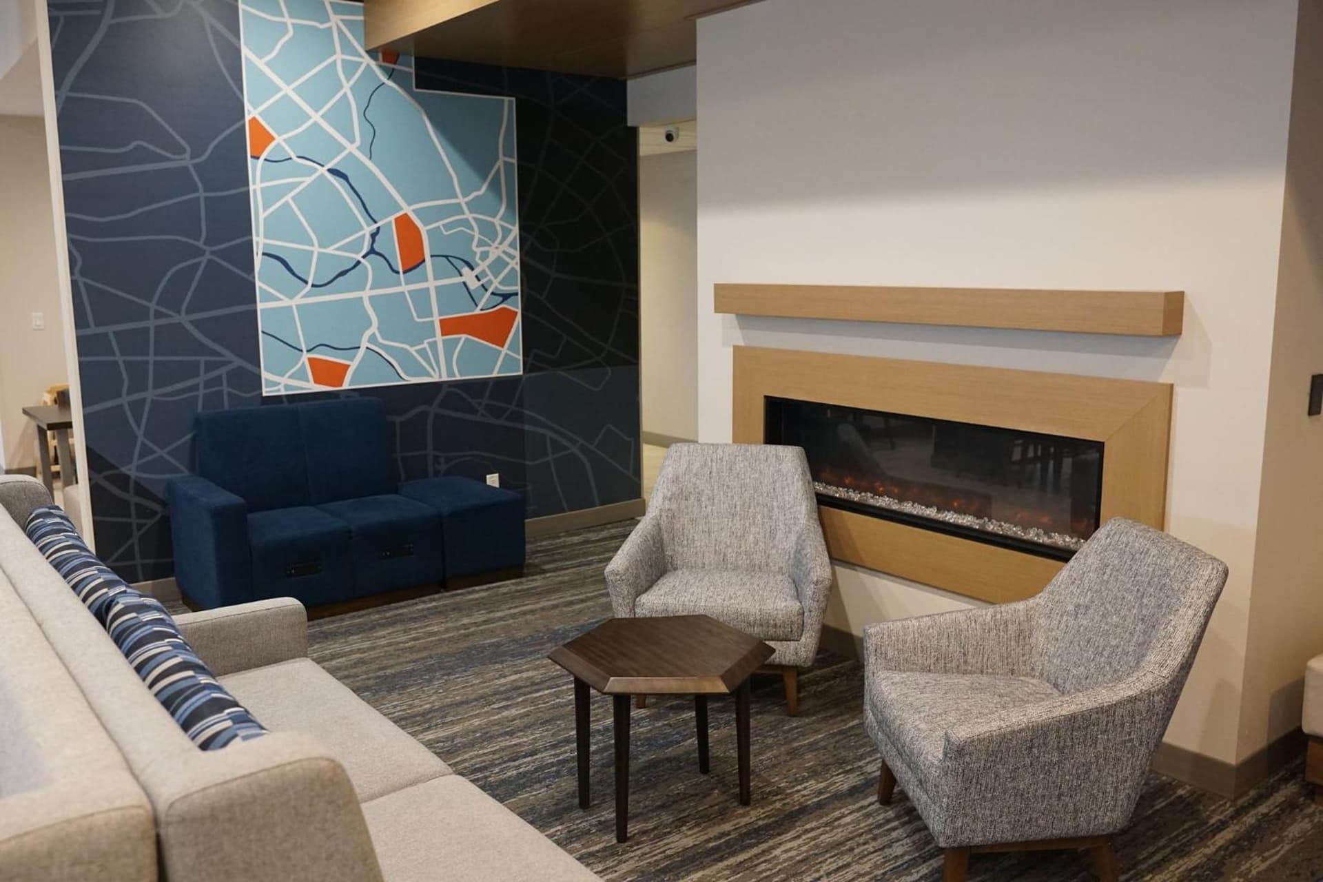 Holiday Inn Express & Suites Salt Lake City N - Bountiful gallery photo in Bountiful, UT — image 18