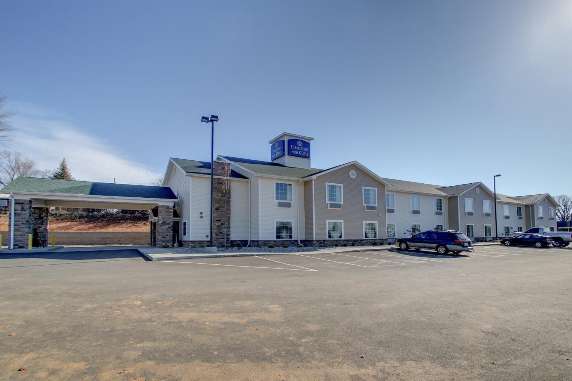 SureStay by Best Western Salem interior in Salem, IN — gallery photo 2