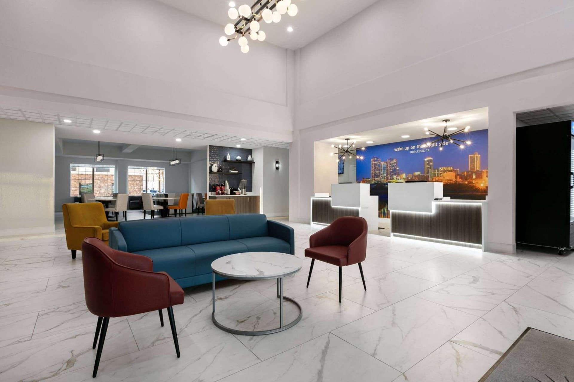 La Quinta Inn & Suites by Wyndham Ft Worth-Burleson property views in Burleson, TX — gallery photo 3