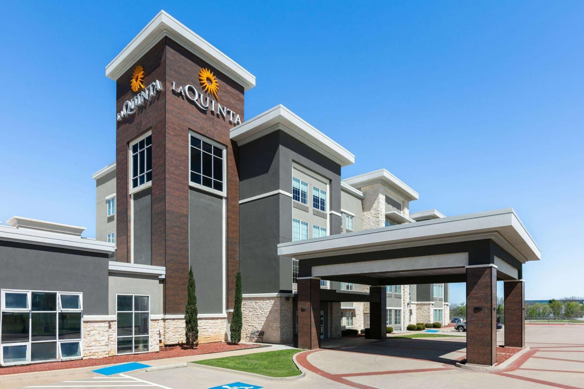 La Quinta Inn & Suites by Wyndham Ft Worth-Burleson featured exterior or lobby in Burleson, TX — similar hotel