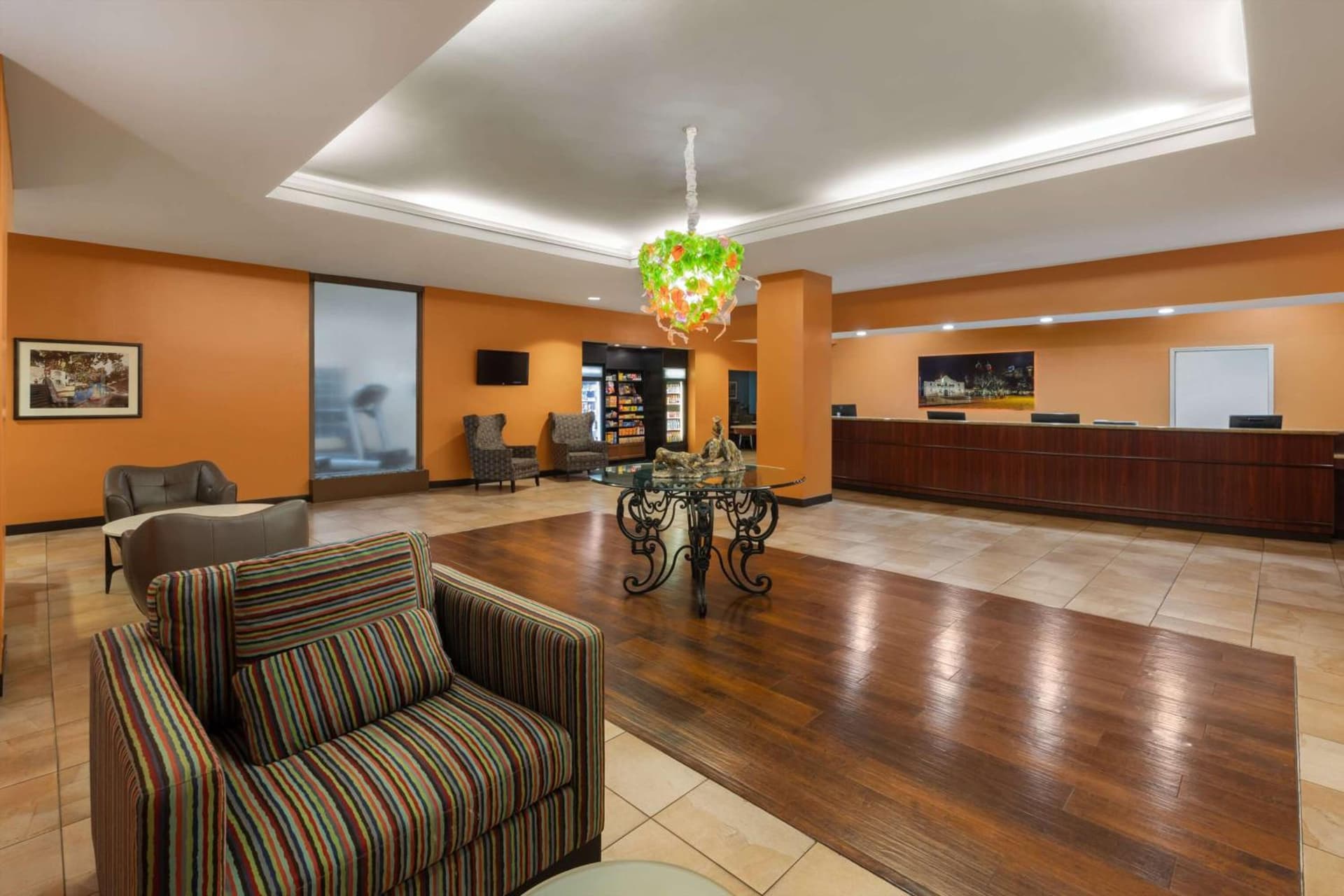 La Quinta by Wyndham San Antonio Medical Ctr. NW gallery photo in San Antonio, TX — image 75