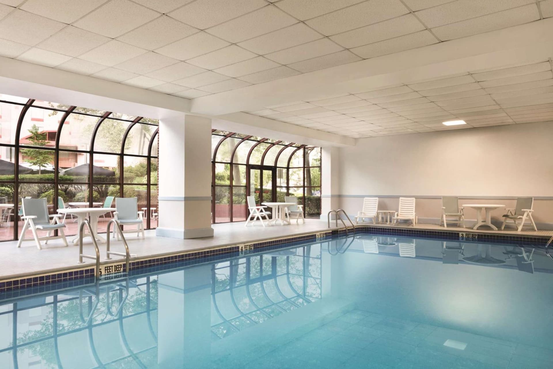 DoubleTree by Hilton New York-LaGuardia gallery photo in Queens, NY — image 36