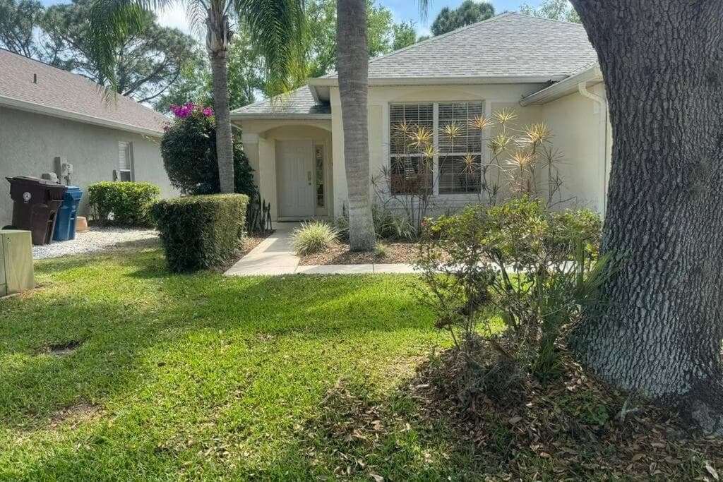 TAG Tranquility Vacation Home - Golf course view featured exterior or lobby in Haines City, FL — similar hotel